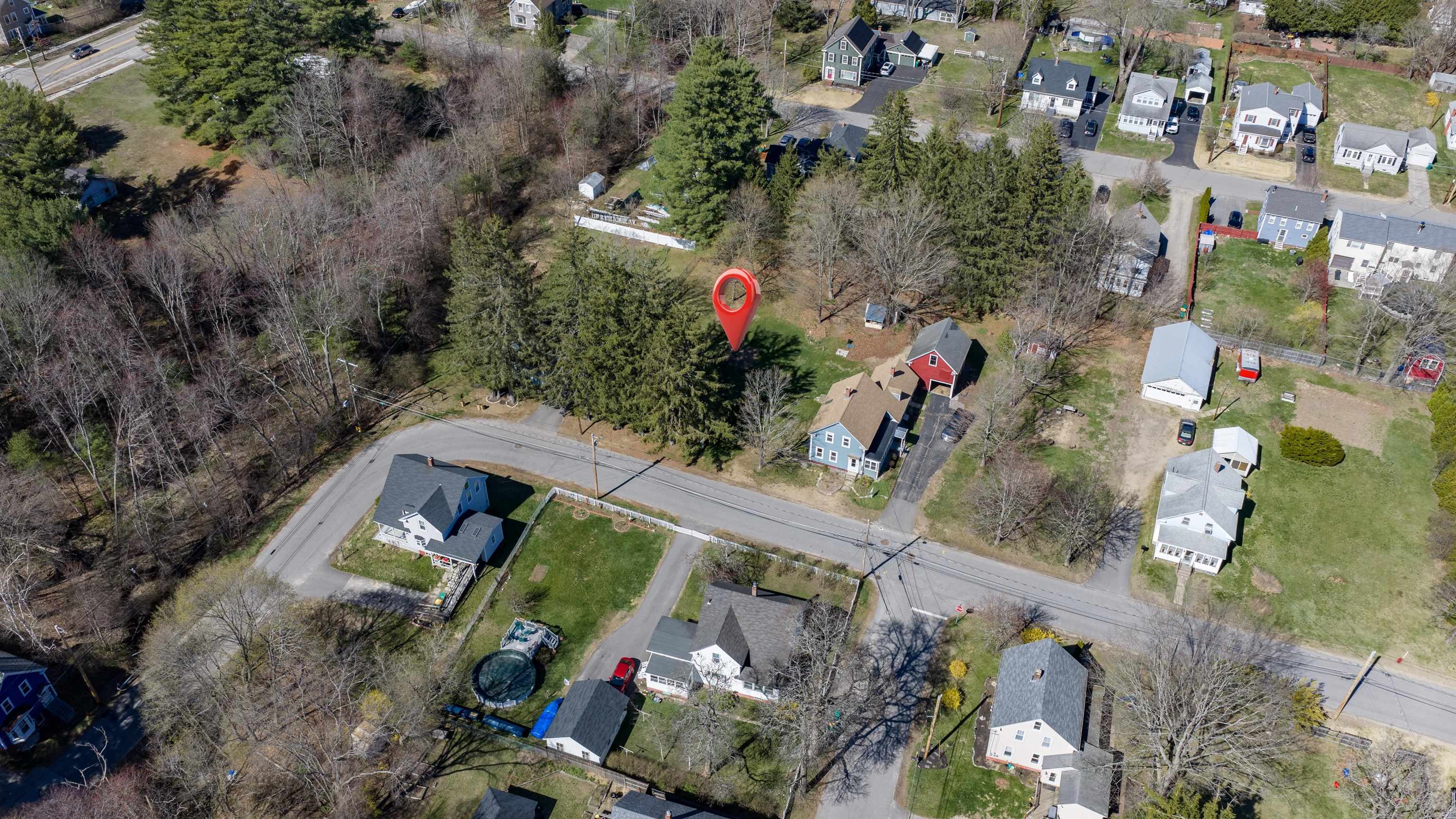 6 Adams Ave, Rochester, NH 03867
