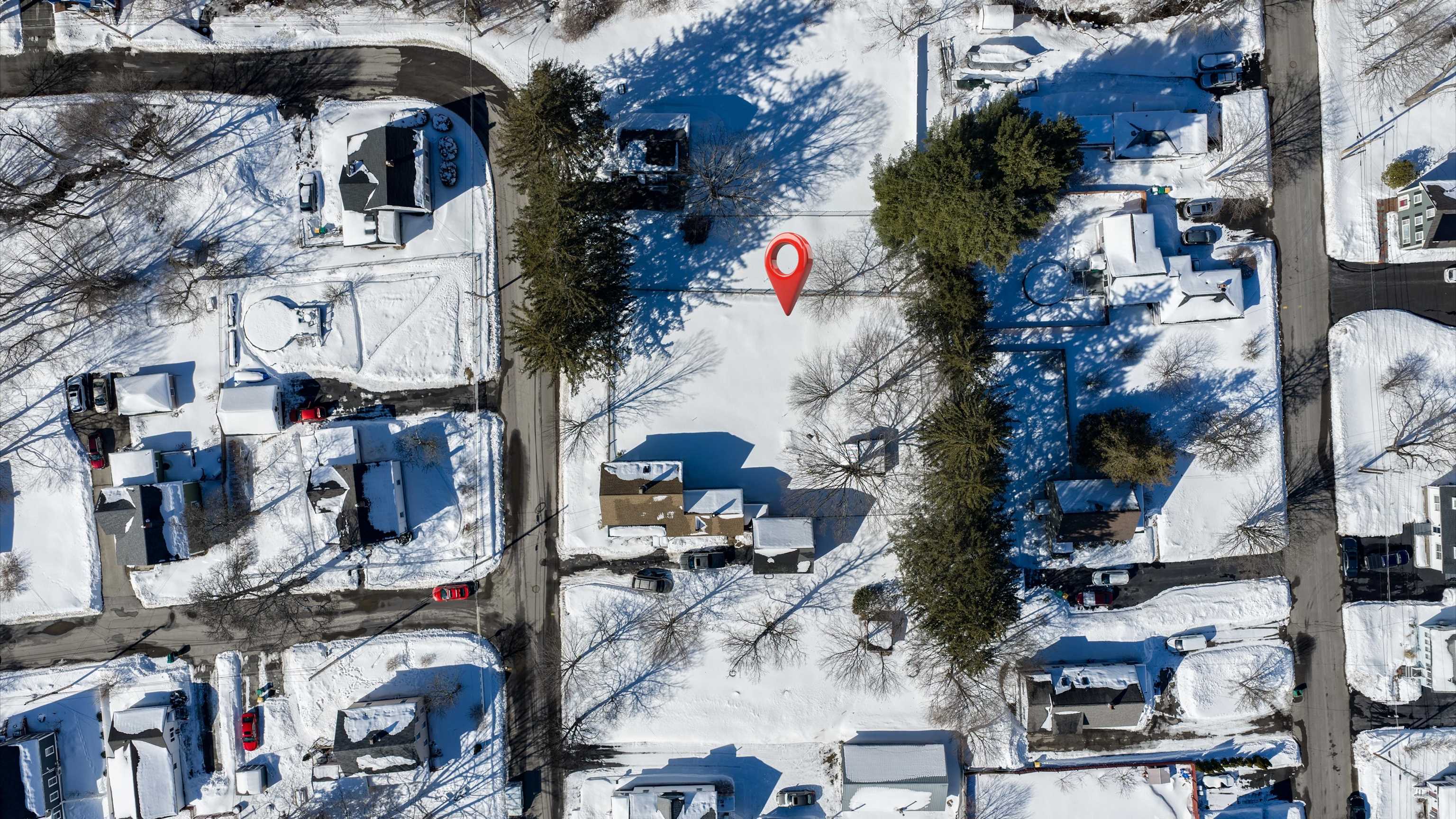 8 Adams Ave, Rochester, NH 03867