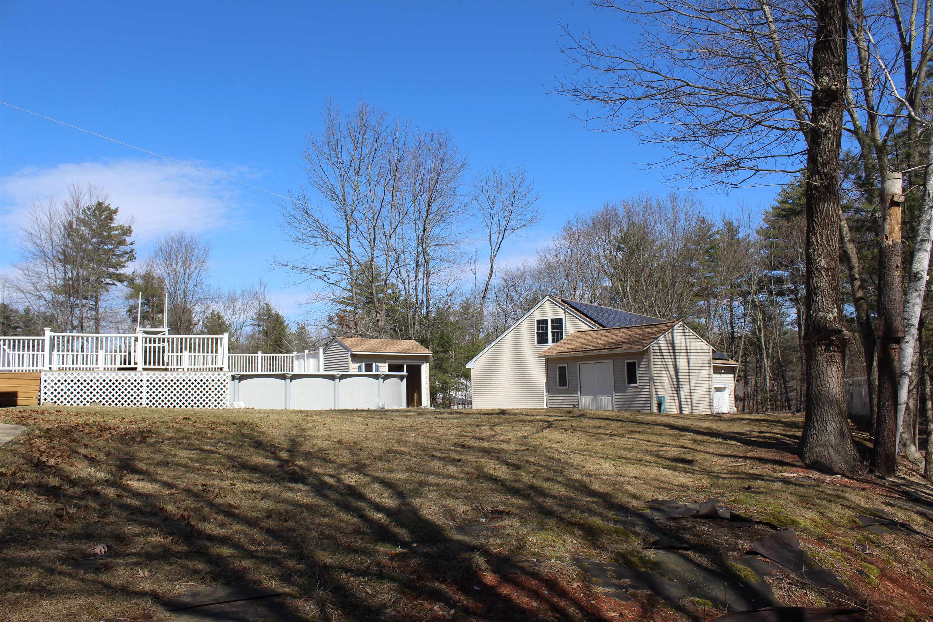 16 Towne Dr, Derry, NH 03038
