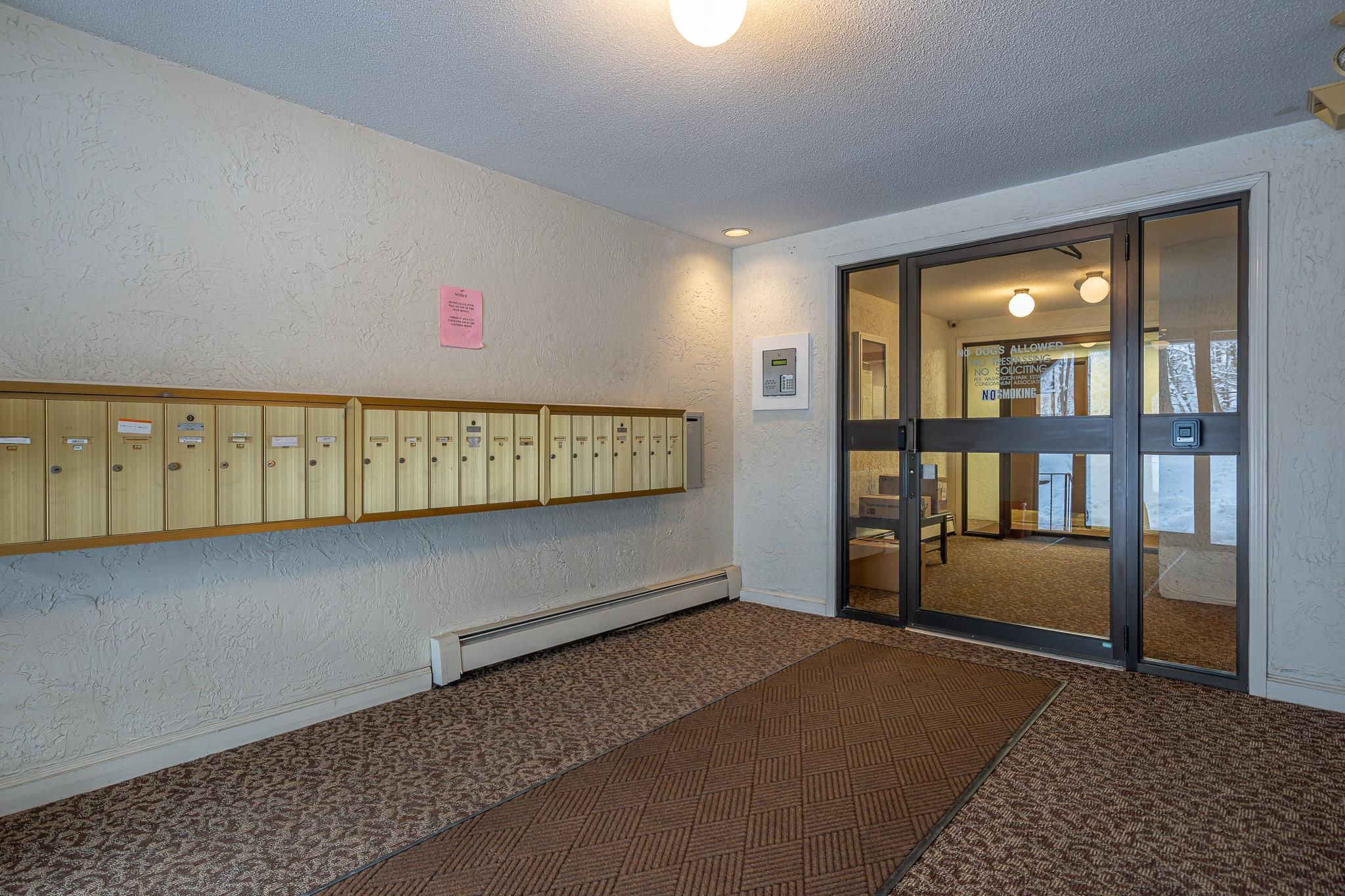 Homes for sale in Manchester, NH | 19 Country Club Dr #39, Manchester, NH 03102 | MLS# 5077430