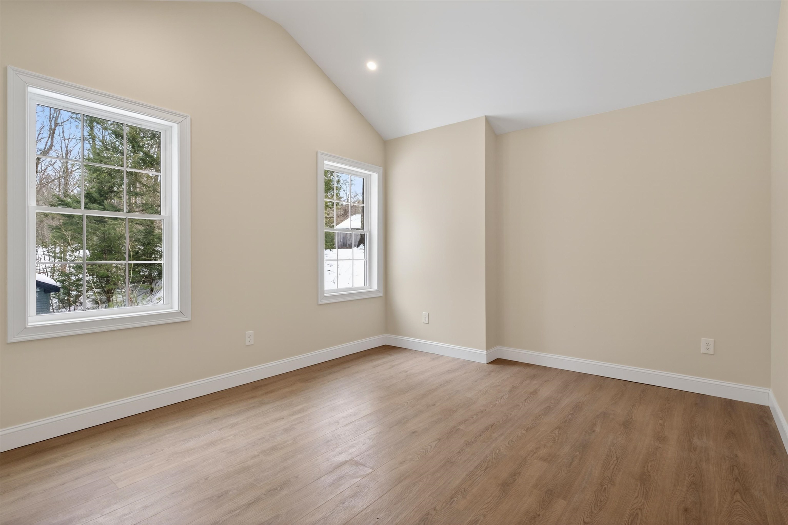 33 Mccrillis Rd, Nottingham, NH 03290