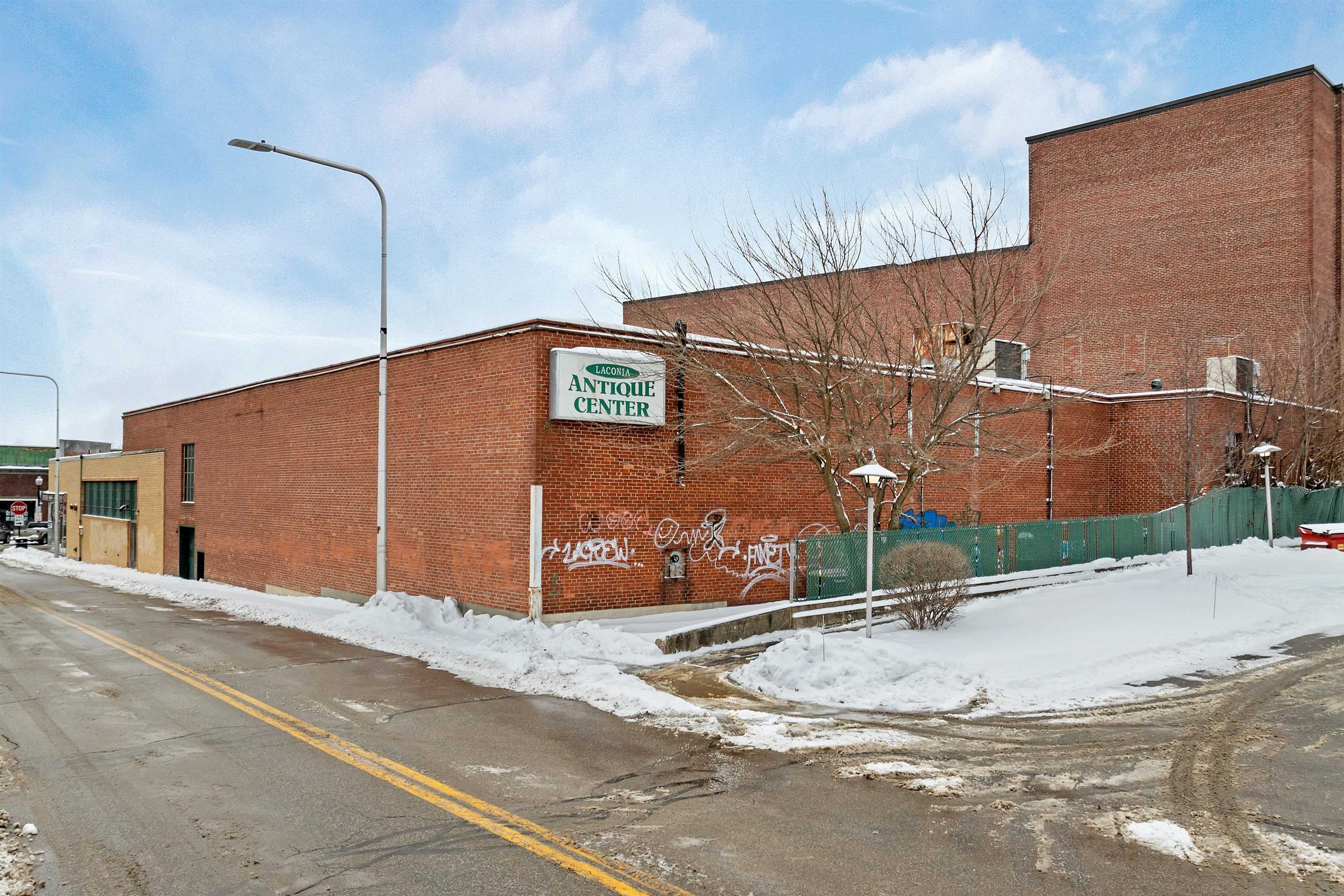 601 Main St, Laconia, NH 03246