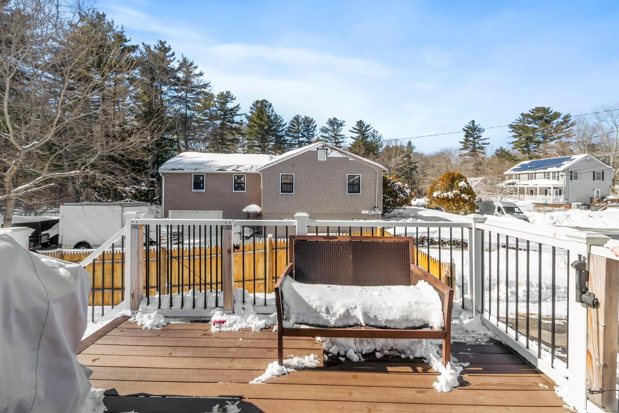 15 Briar Ave, Salem, NH 03079