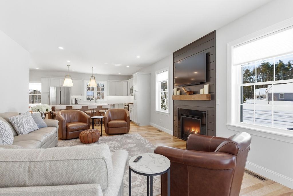 17 Sage Dr, Hampton, NH 03842