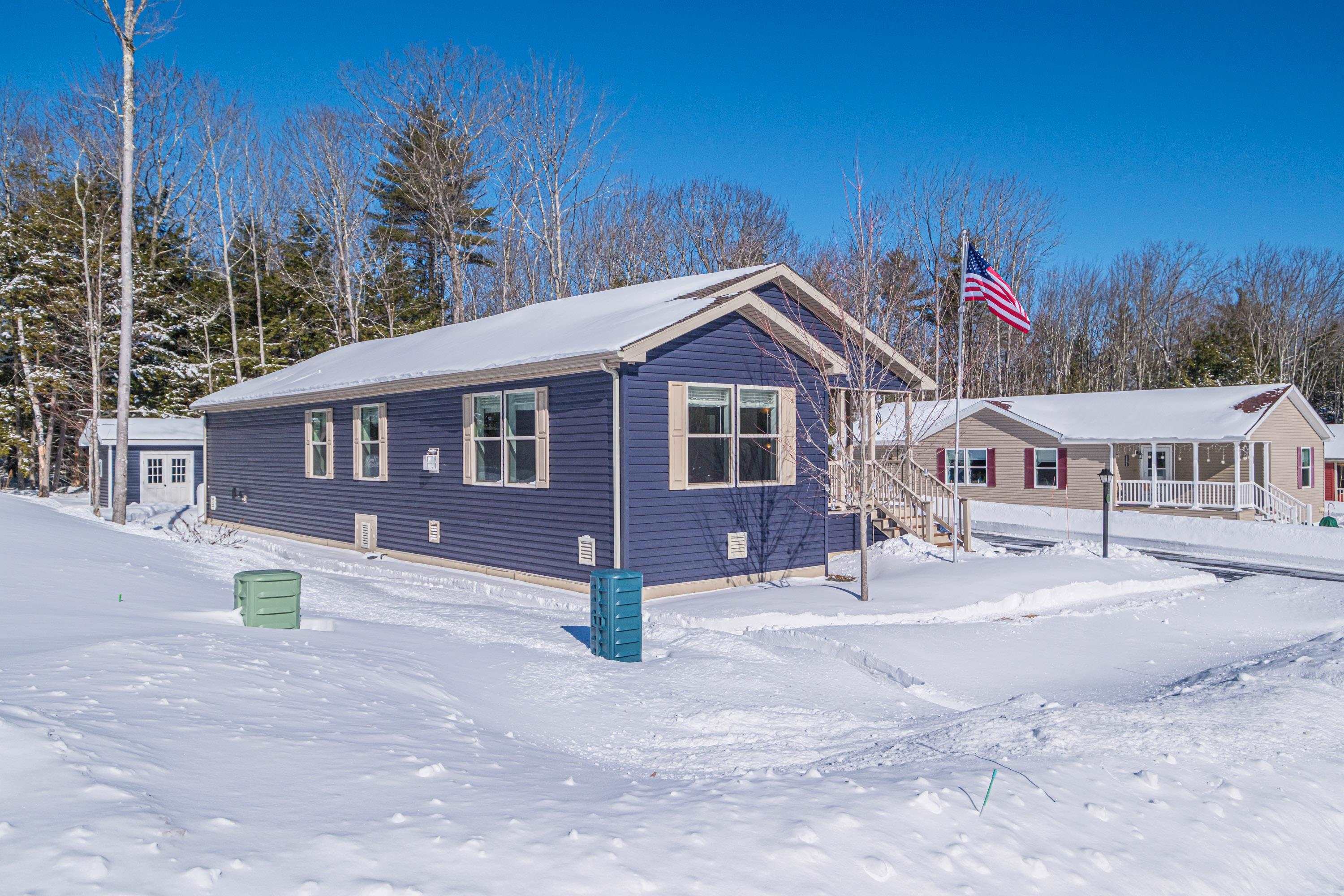 58 Big Bear Rd, Rochester, NH 03868