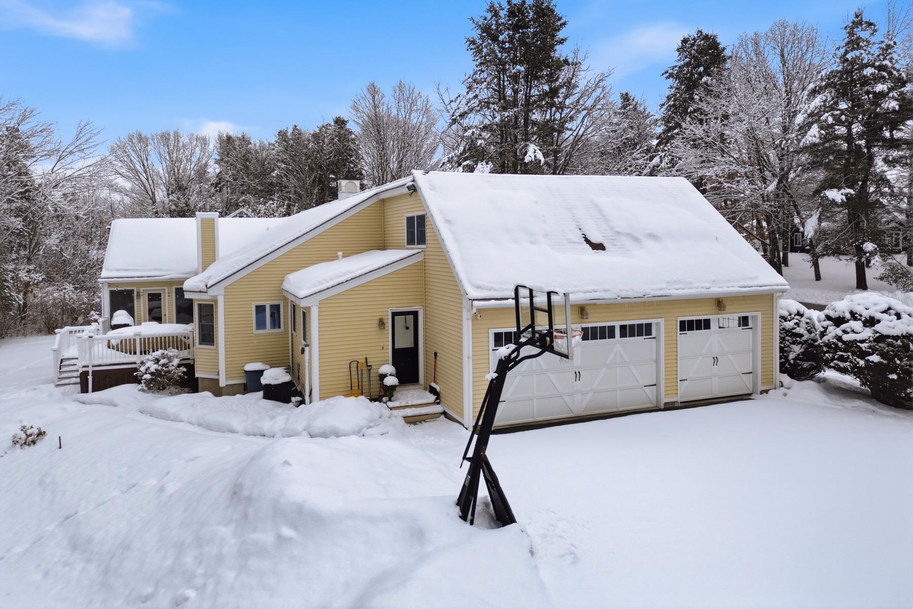 6 Isaac Lucas Cir, Dover, NH 03820