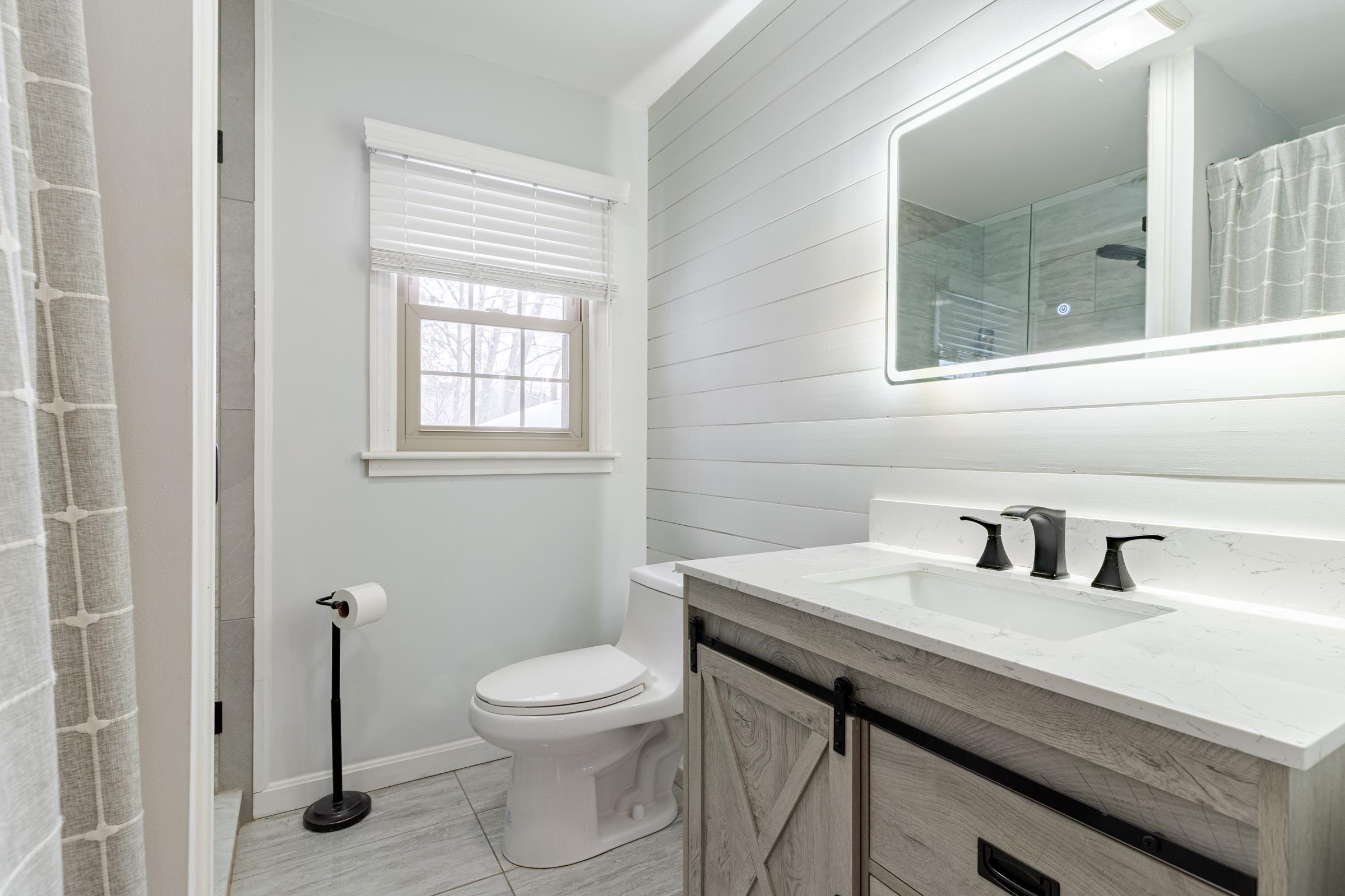 189 Gulf Rd, Dover, NH 03820