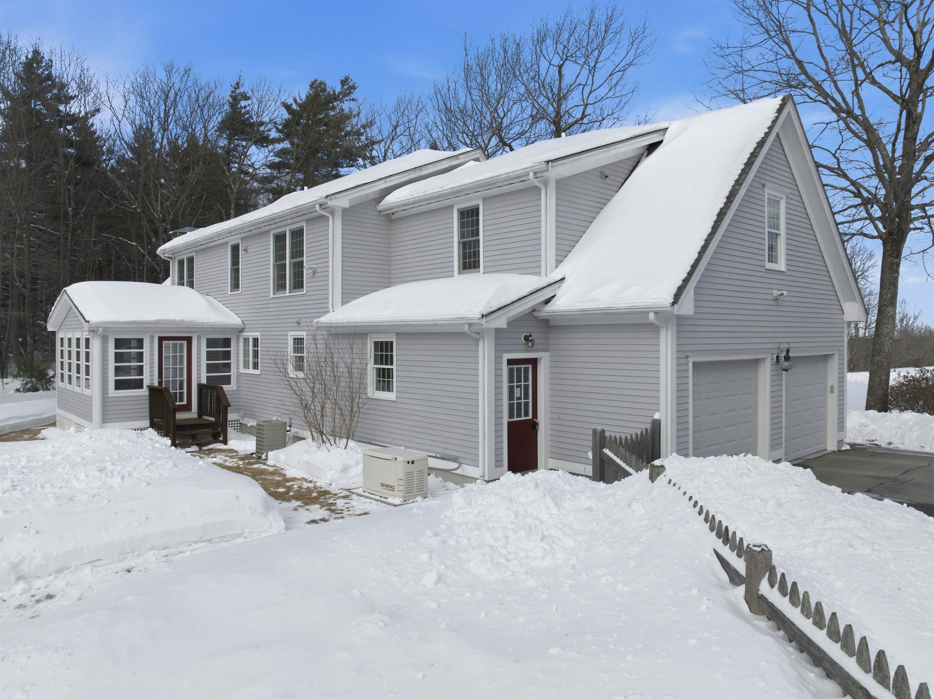 54 Wallingford Ter, Weare, NH 03281