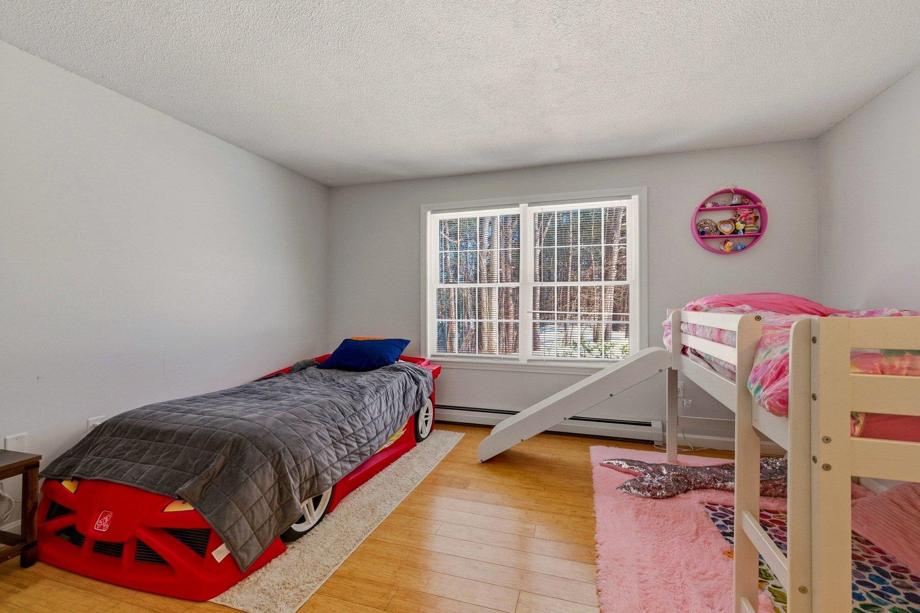 50 Brookside Dr, Exeter, NH 03833