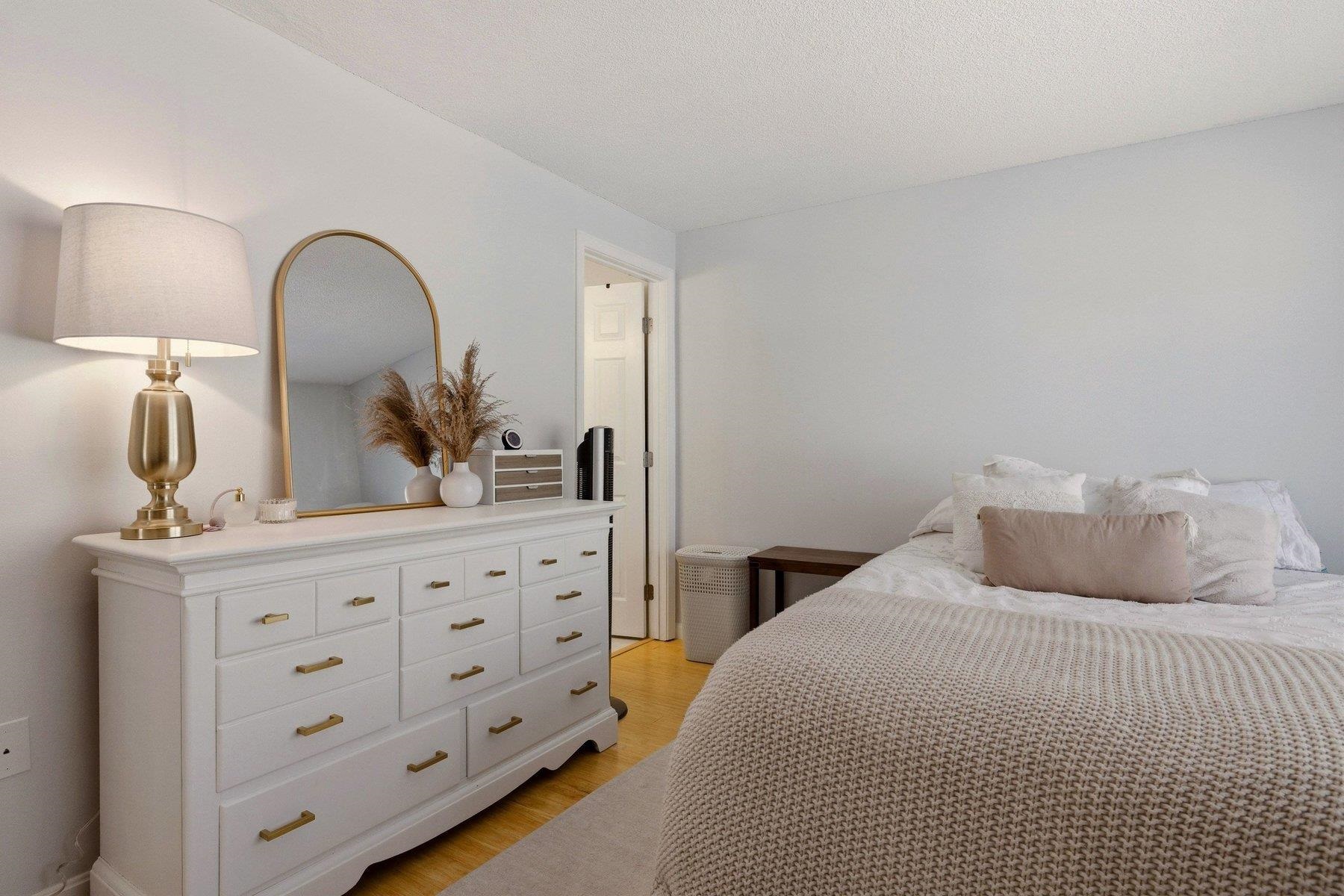 50 Brookside Dr, Exeter, NH 03833