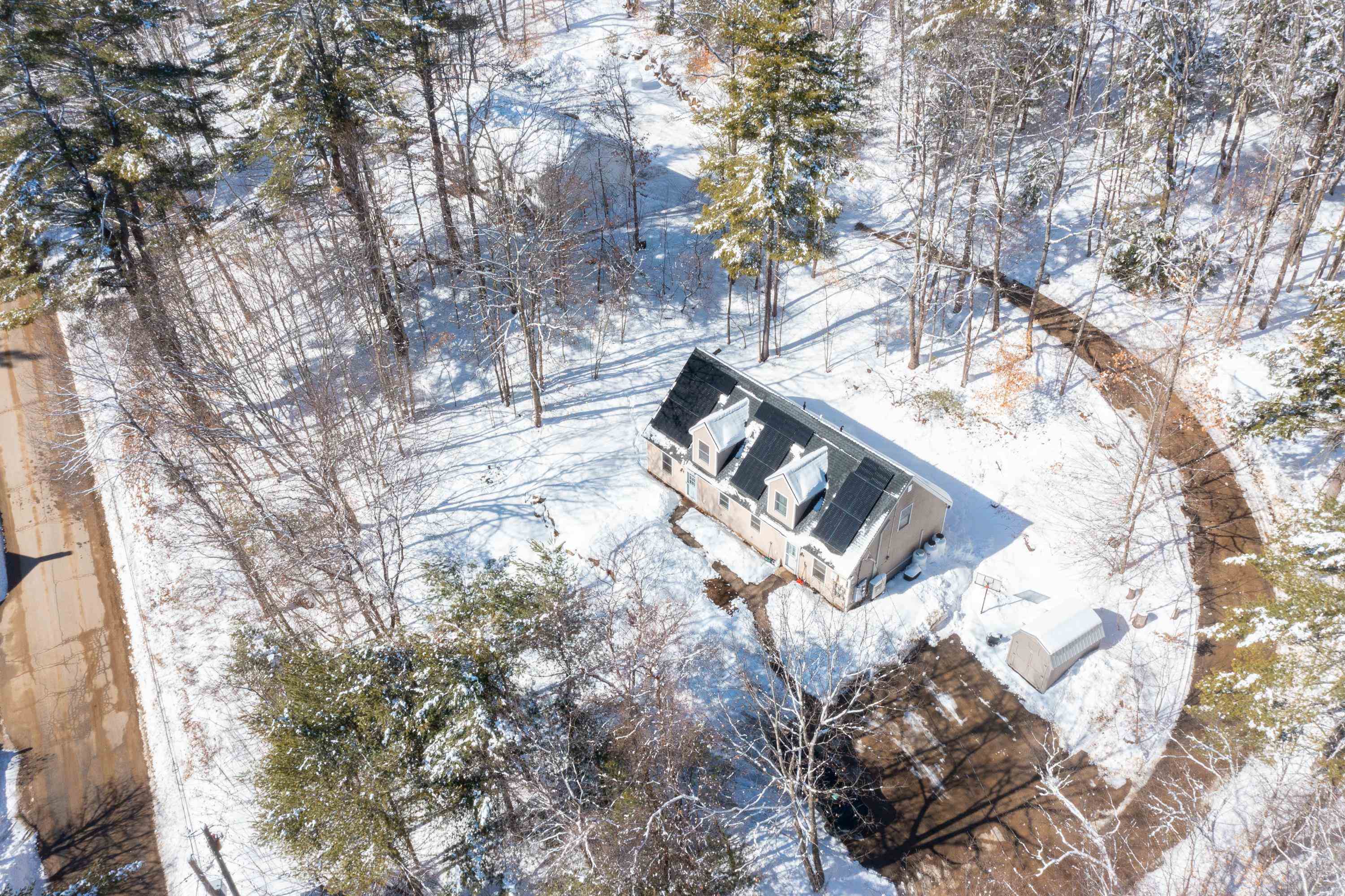 14 Cumming Hill Rd, Plymouth, NH 03264