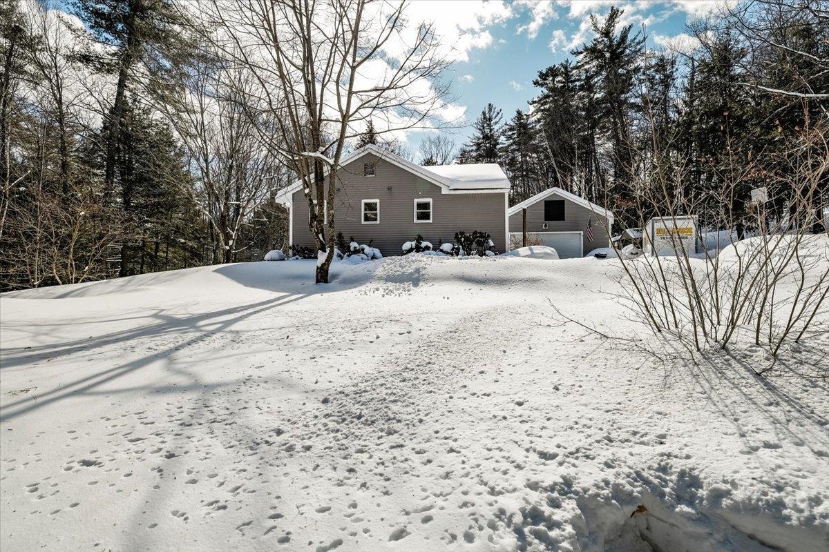 50 Christian Hill Rd, Amherst, NH 03031