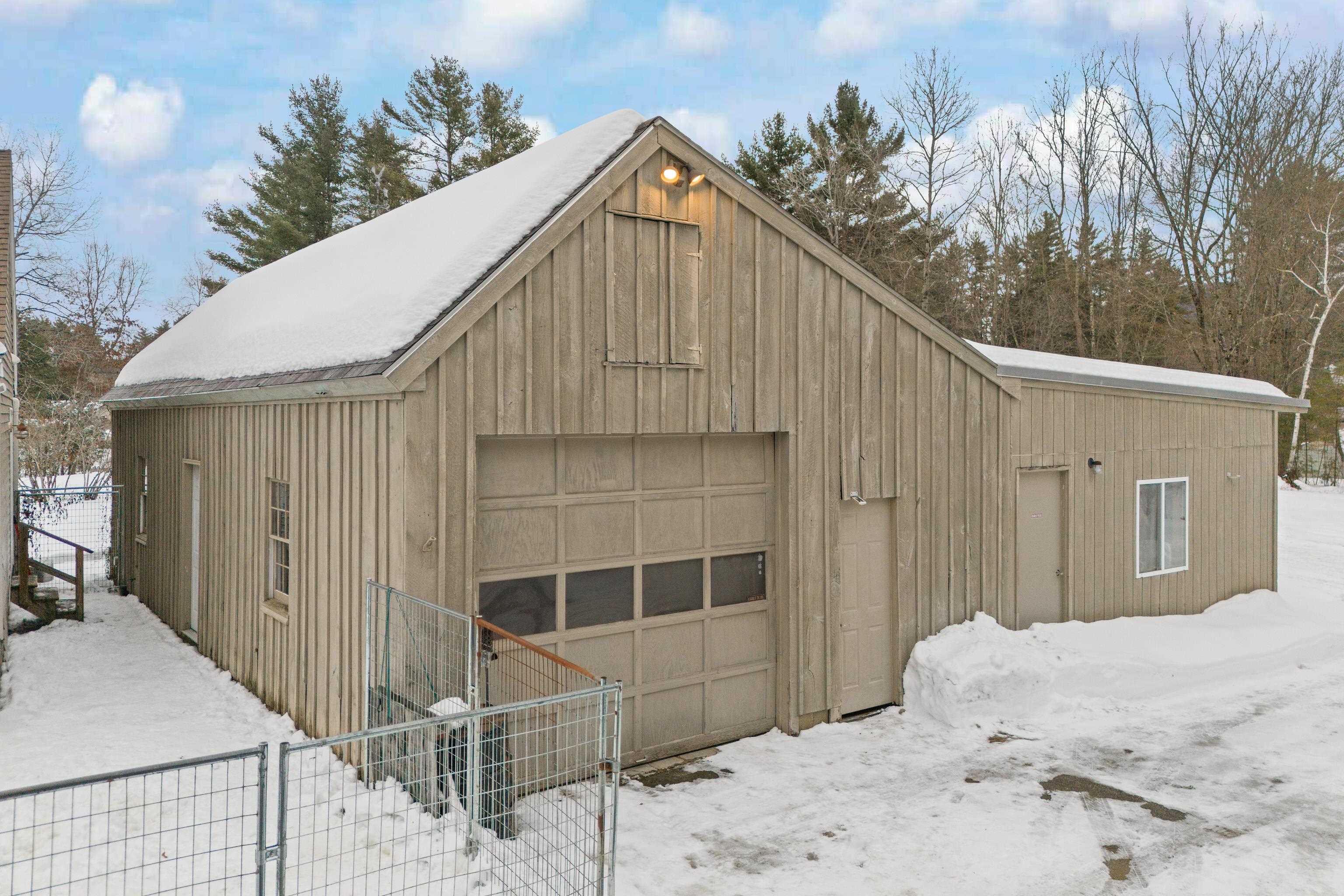 129 New Boston Rd, Goffstown, NH 03045