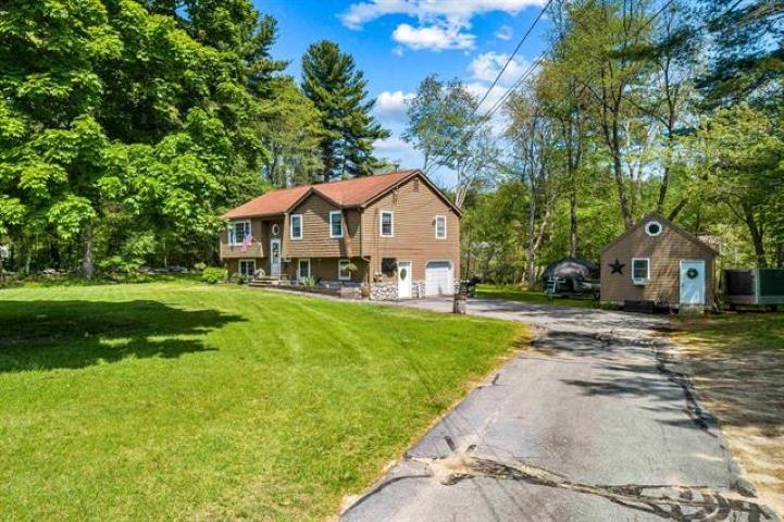 40 Westfall Rd, Pelham, NH 03076