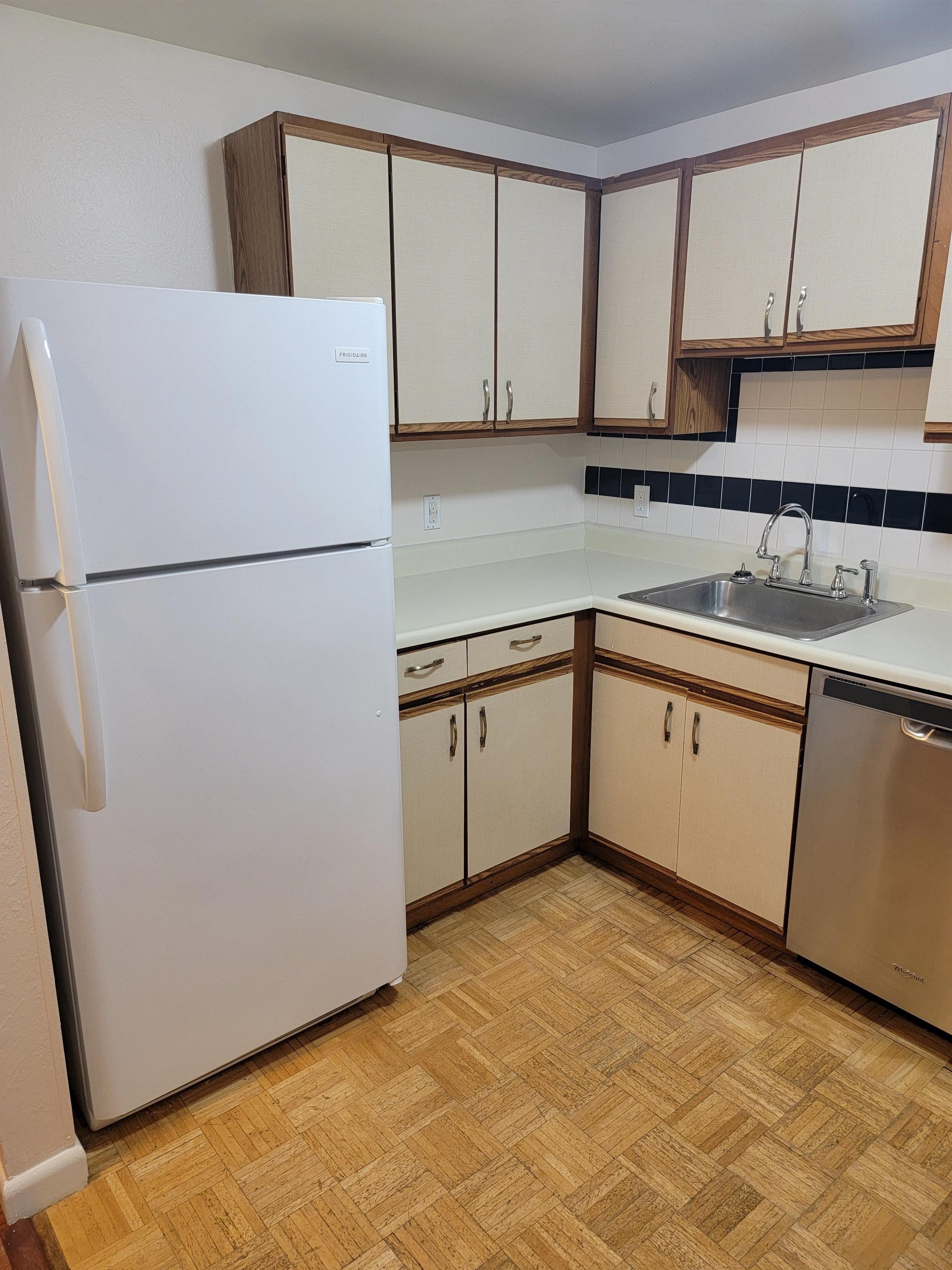 37 Alice Dr, Concord, NH 03303