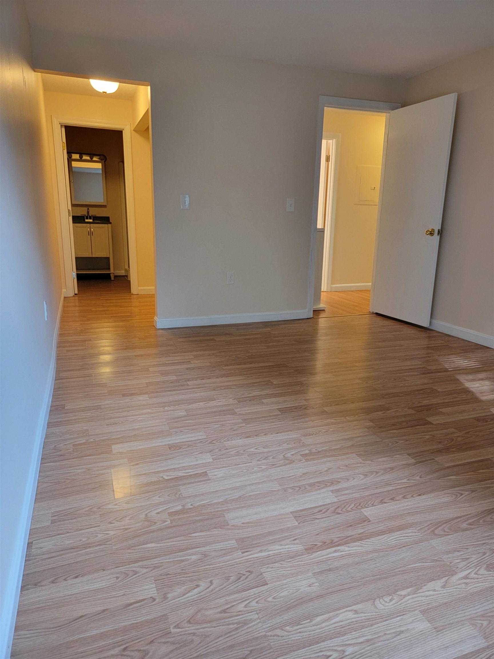 37 Alice Dr, Concord, NH 03303