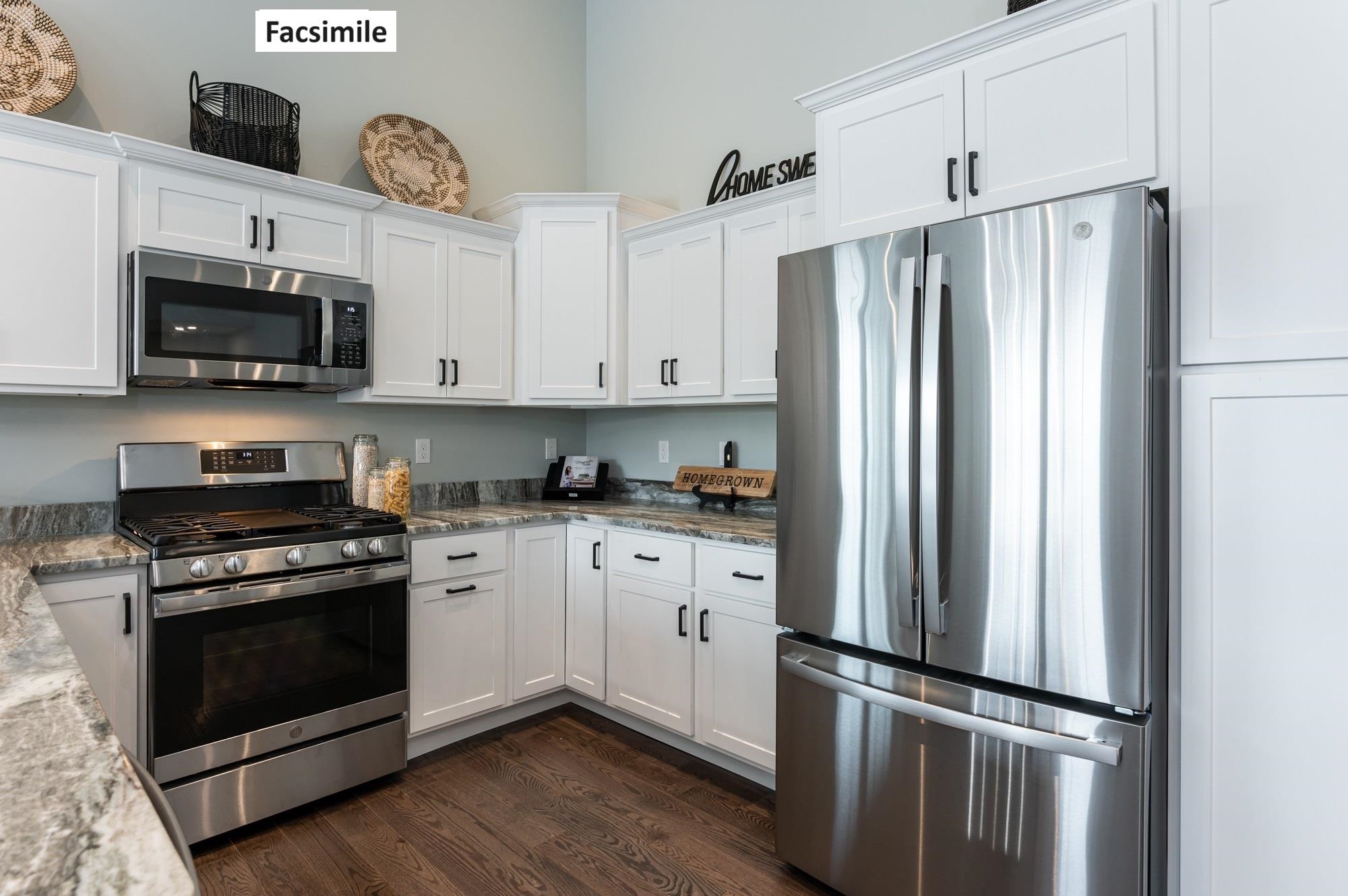 40 Millstone Dr, Northfield, NH 03276