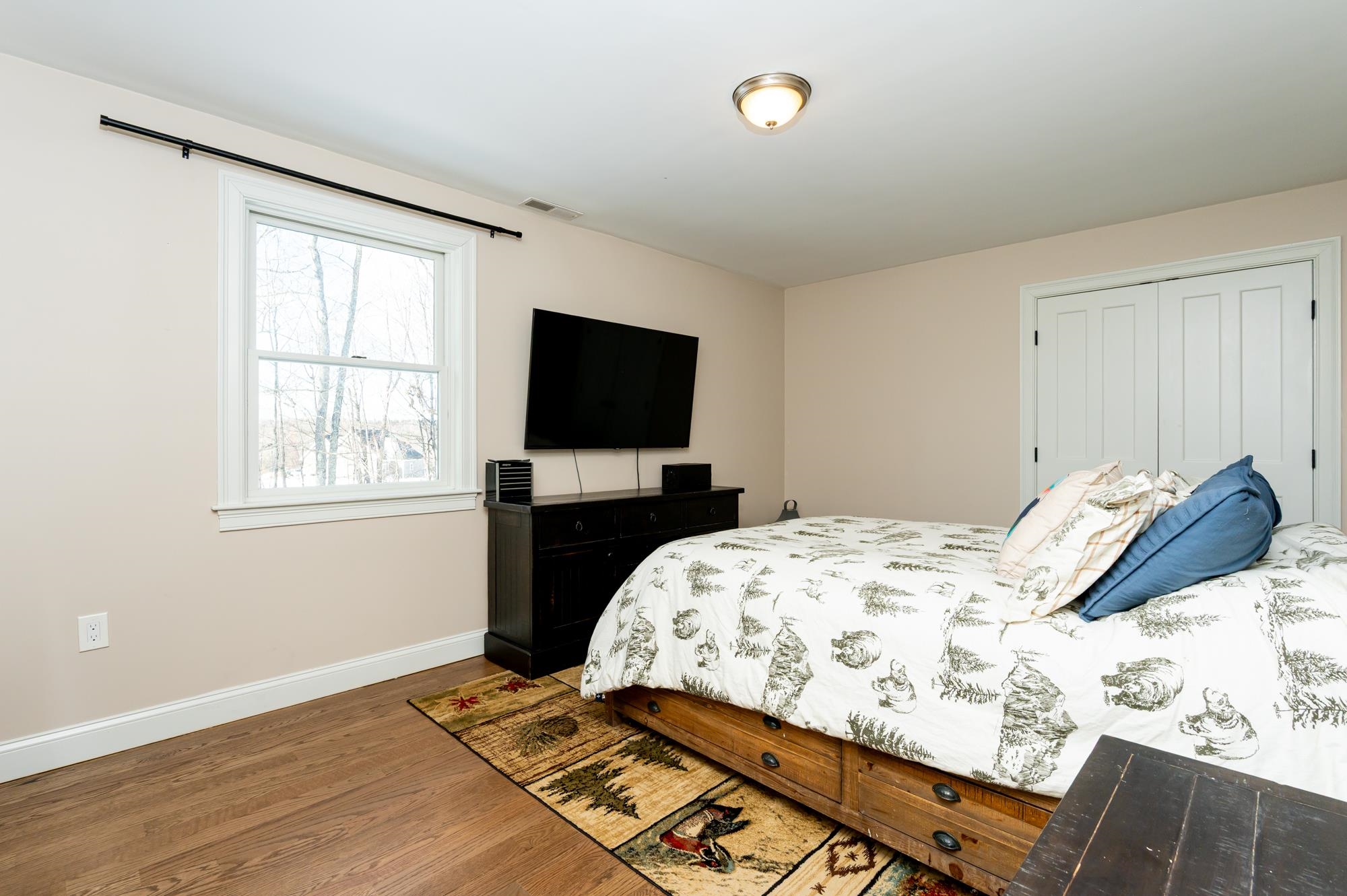 23 Austin Ln, Hollis, NH 03049