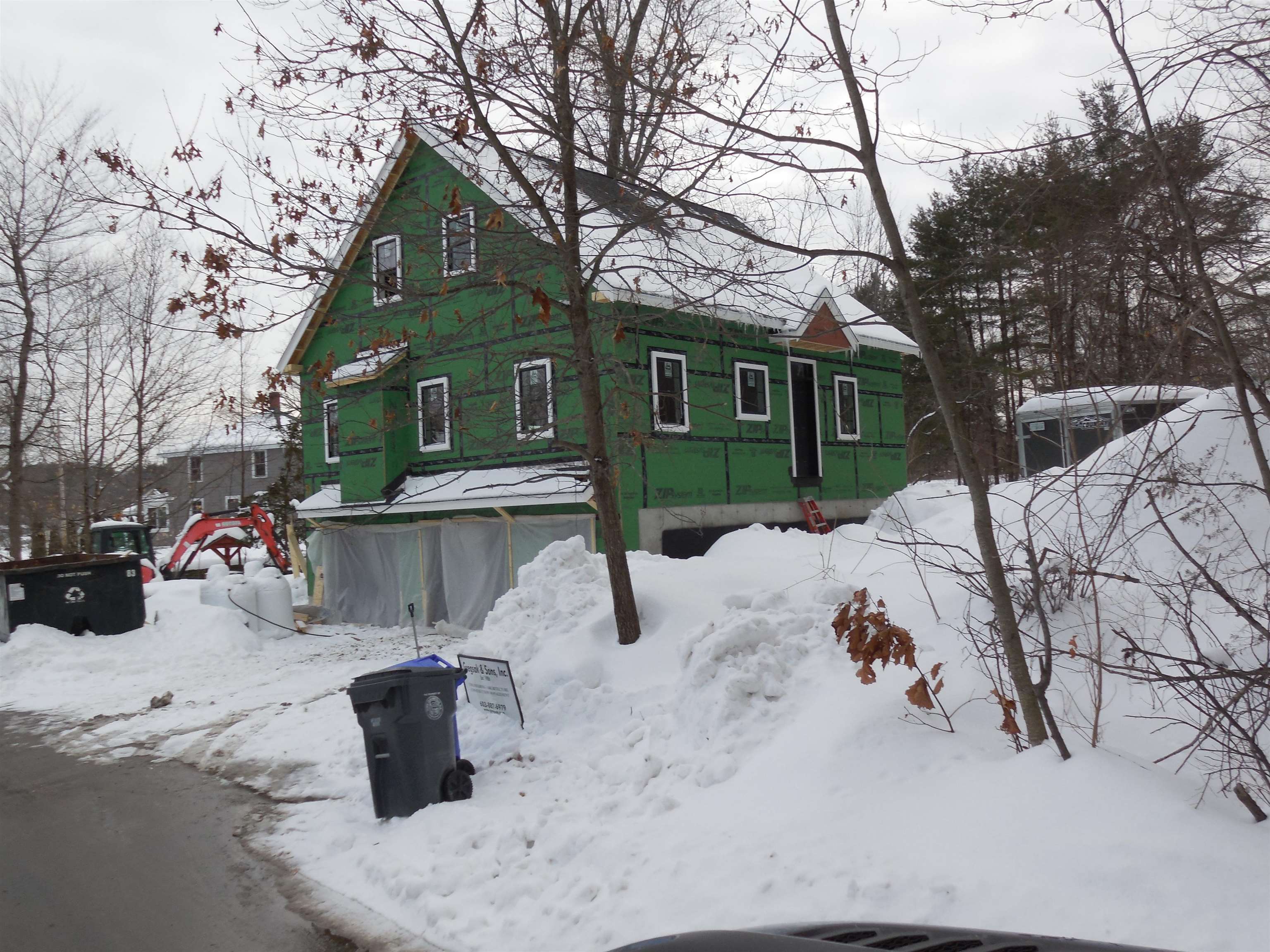 11 Sunset Ave, Hampstead, NH 03841