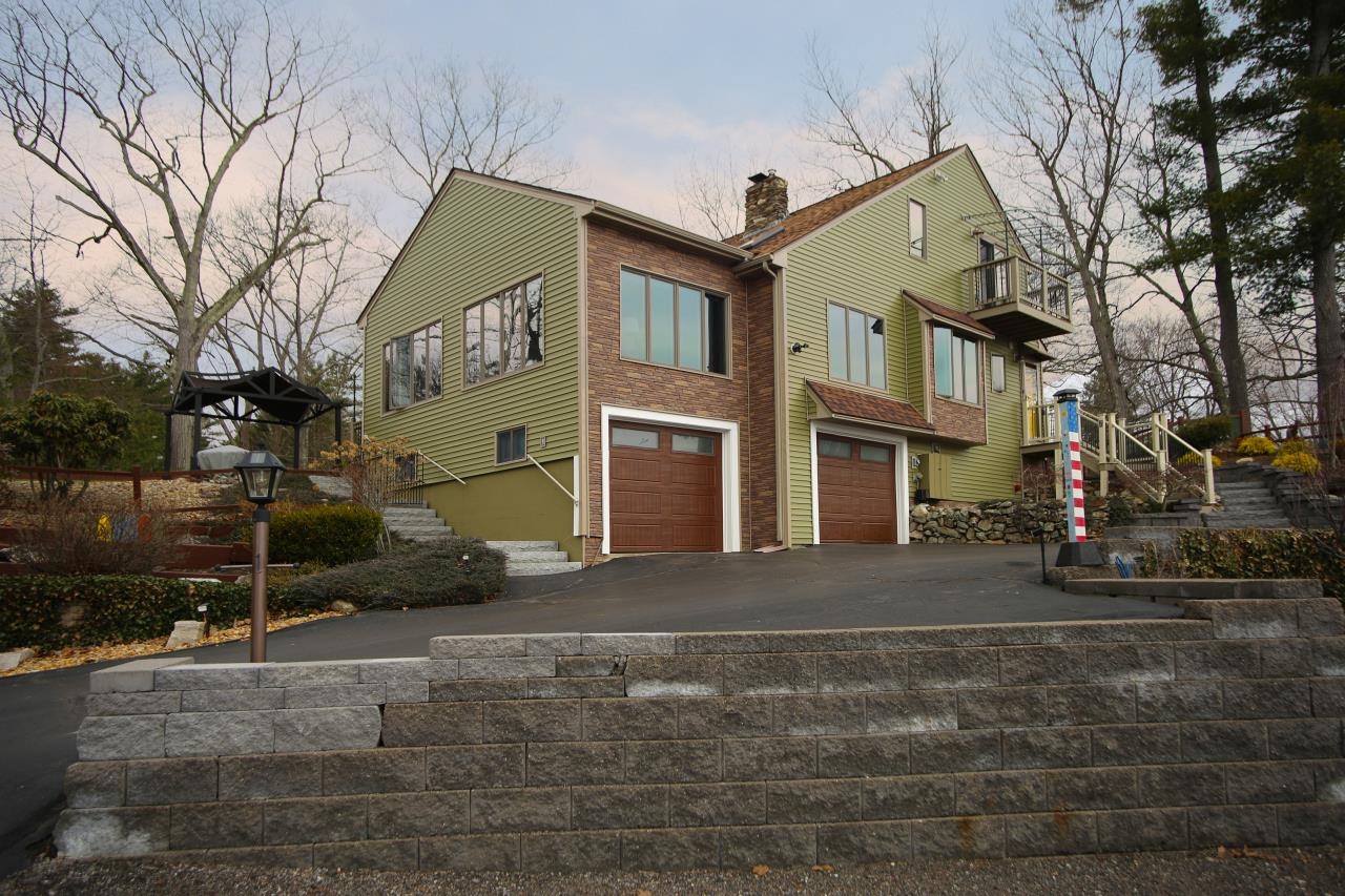 1 Grandview Ave, Derry, NH 03038