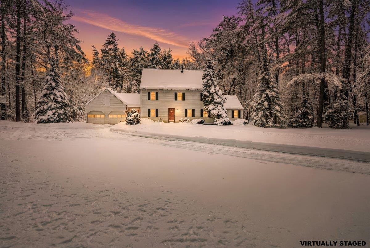 105 Rideout Rd, Hollis, NH 03049