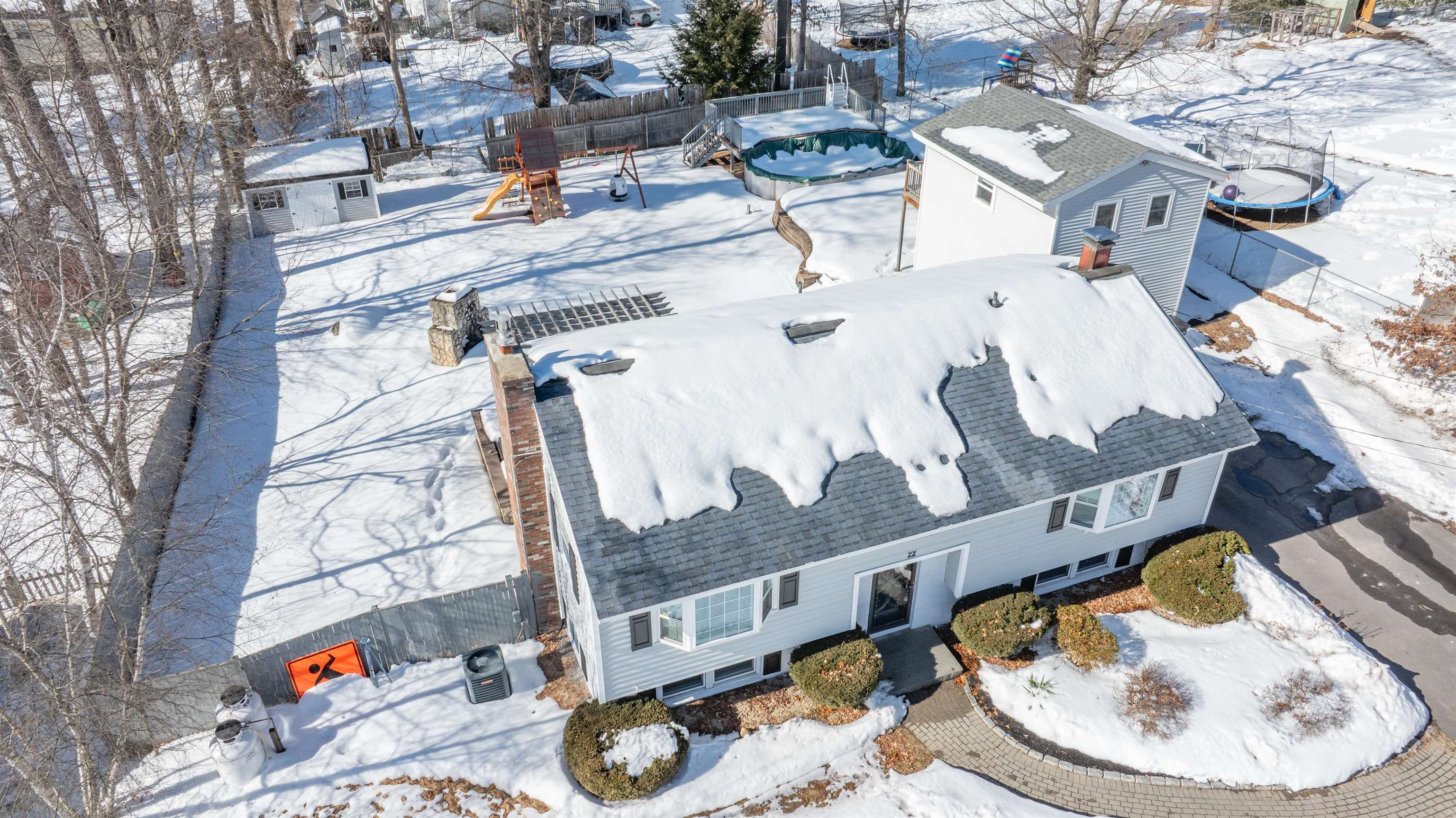 22 Back River Rd, Merrimack, NH 03054