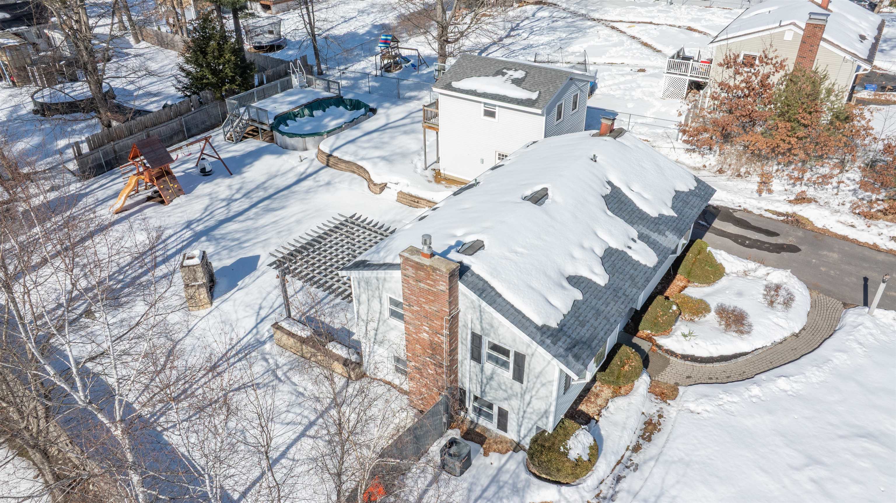 22 Back River Rd, Merrimack, NH 03054