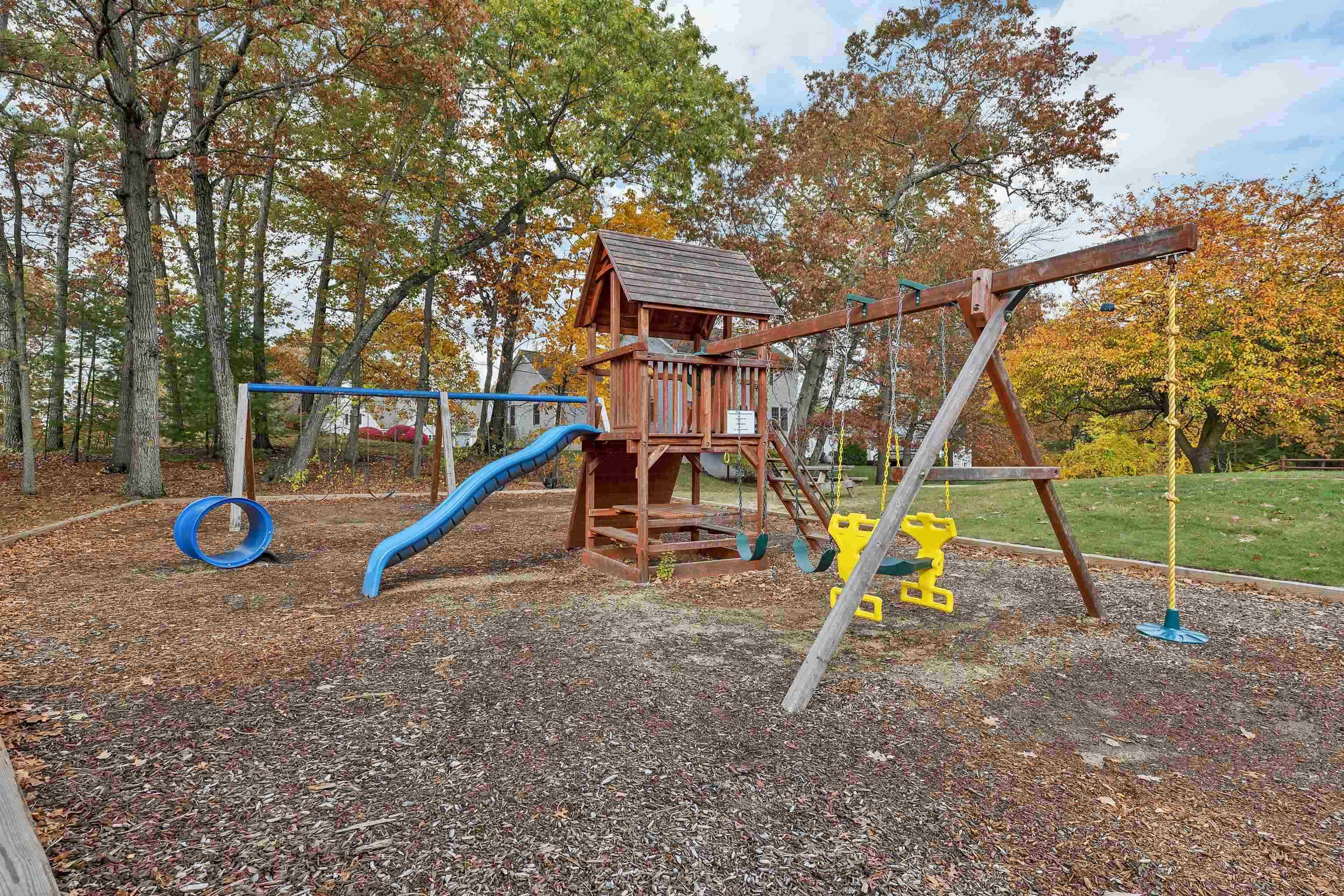 33 Cranleigh Mews #311, Nashua, NH 03063