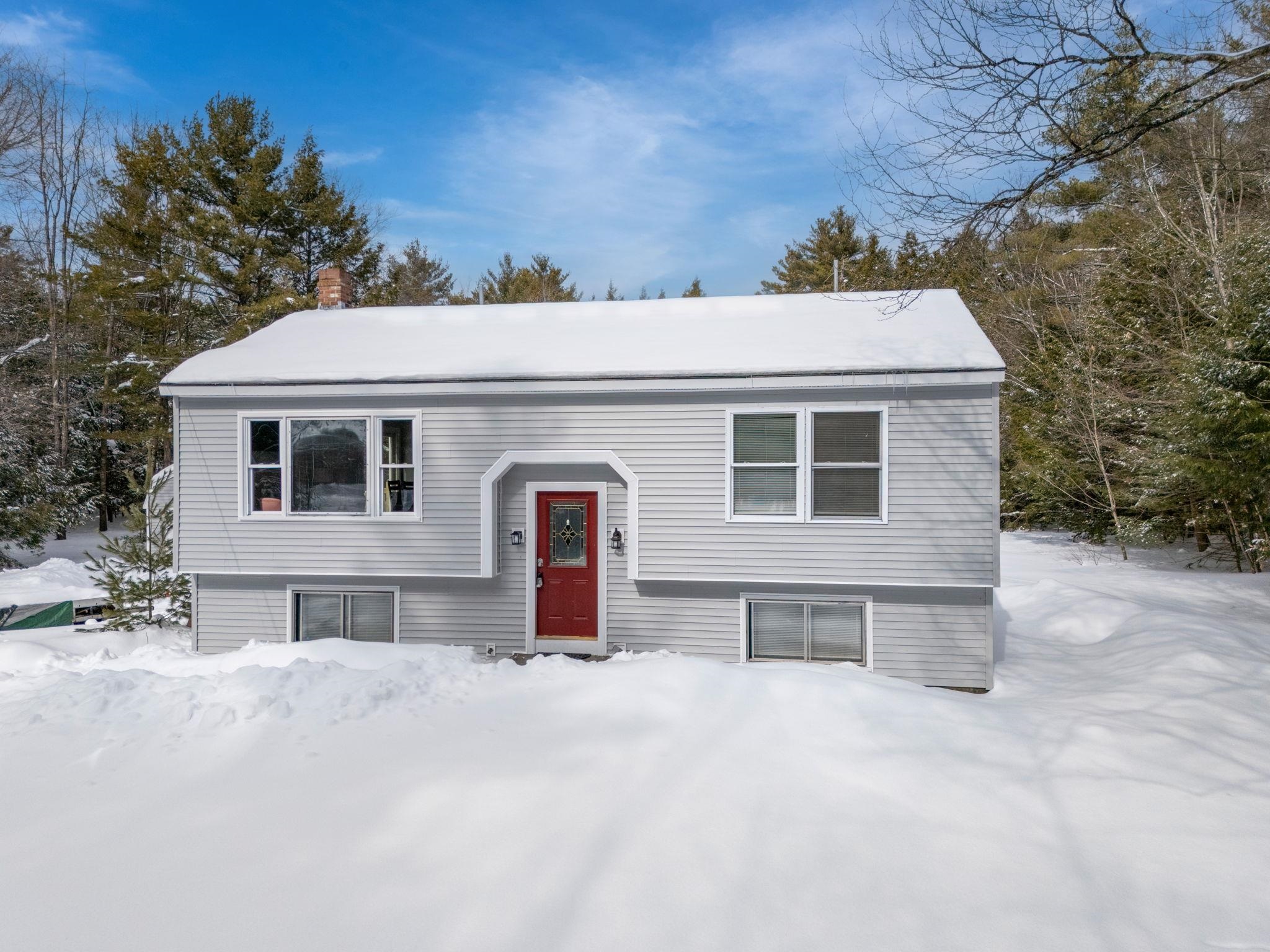 4 Sportsman Ln, Rindge, NH 03461