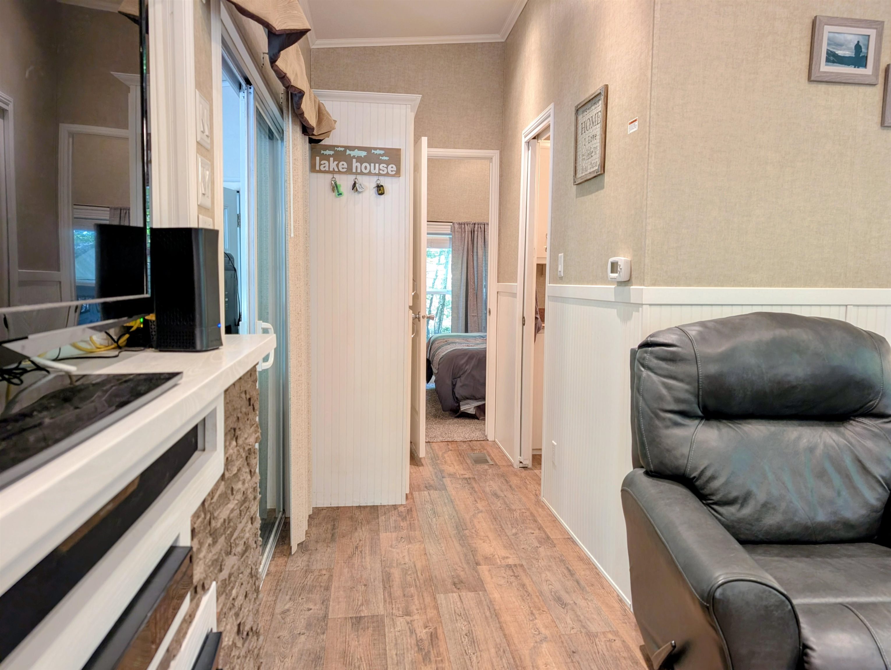 7 Ledges Rd, Holderness, NH 03245