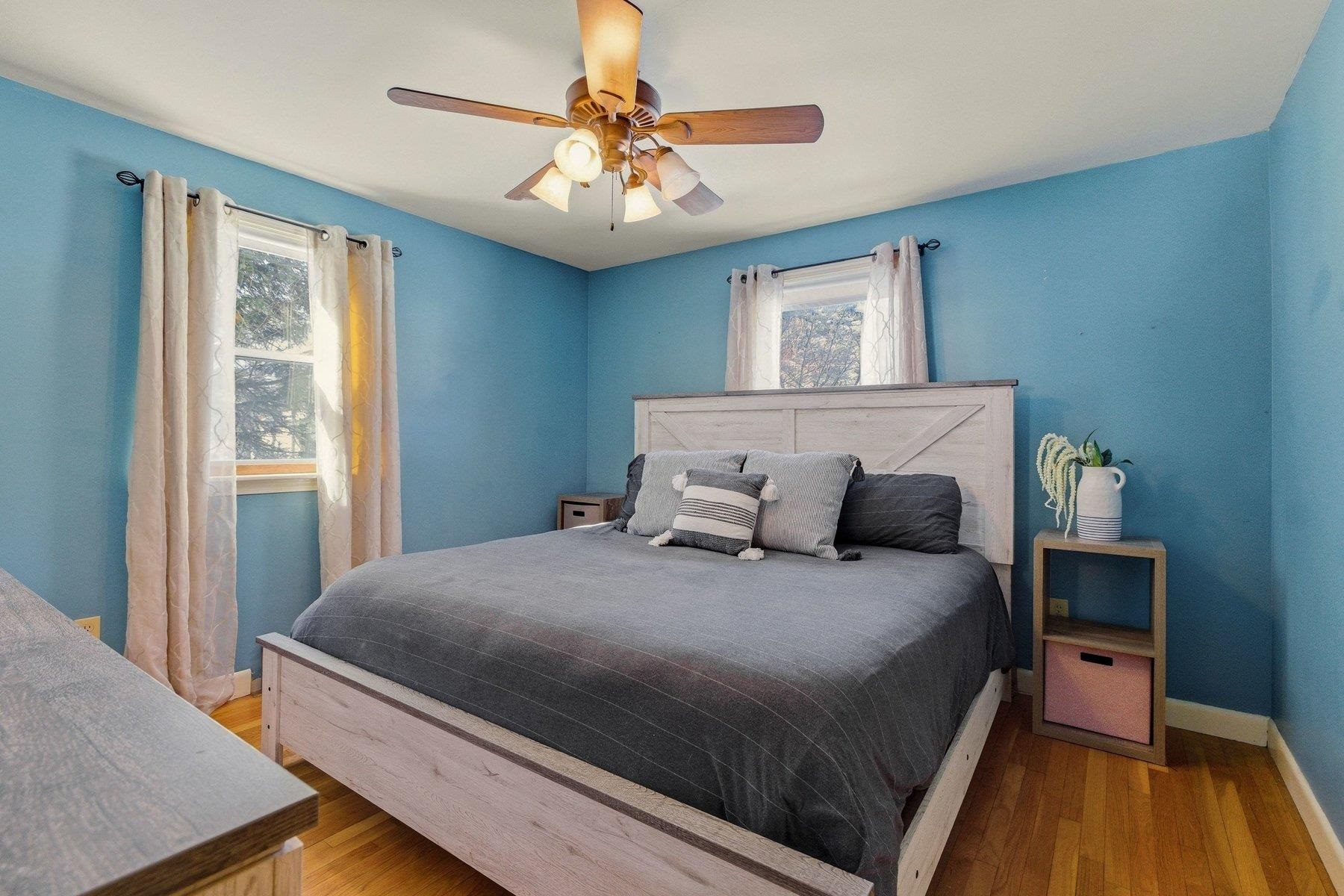 54 Harding St, Rochester, NH 03867