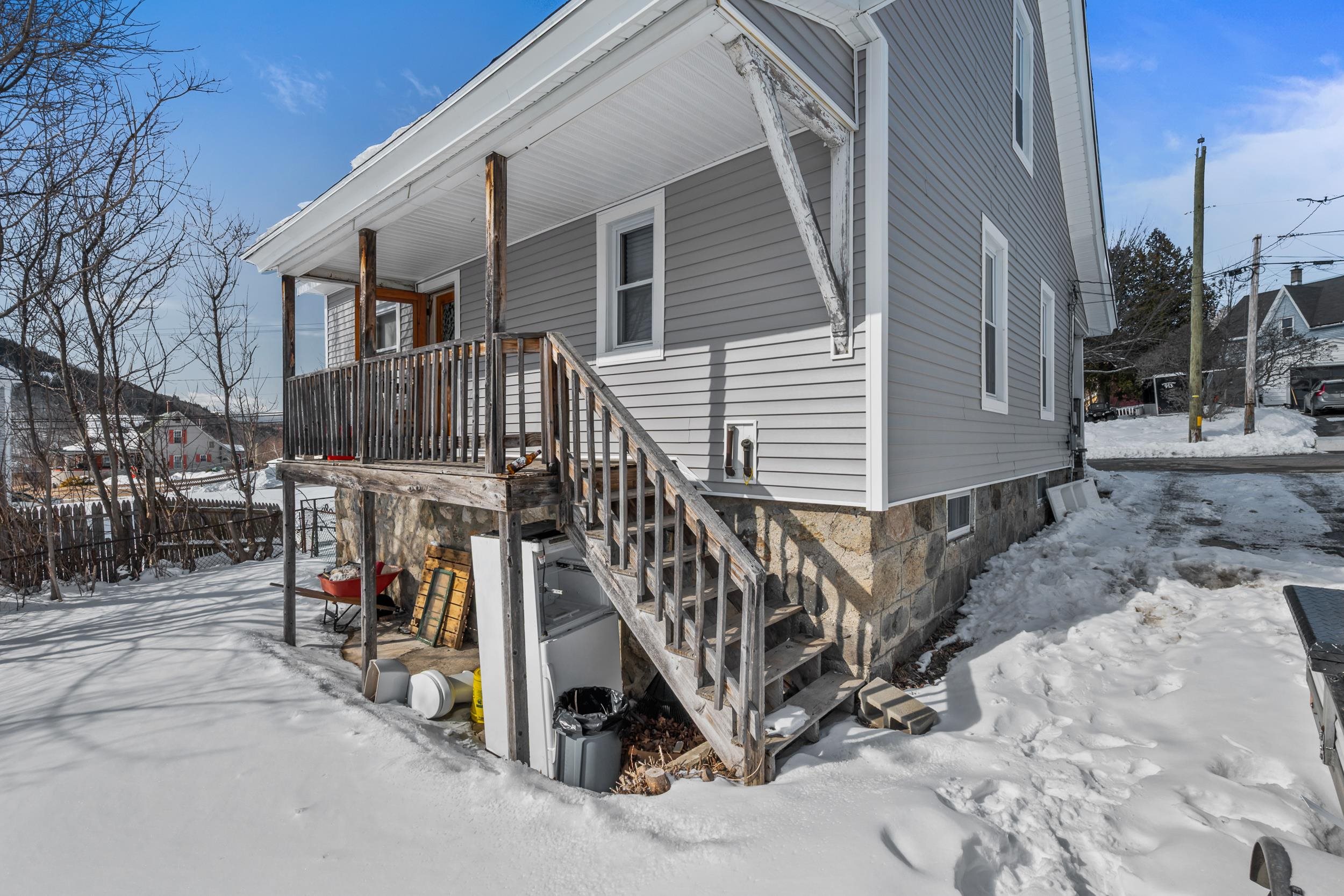 66 Spruce St, Berlin, NH 03570