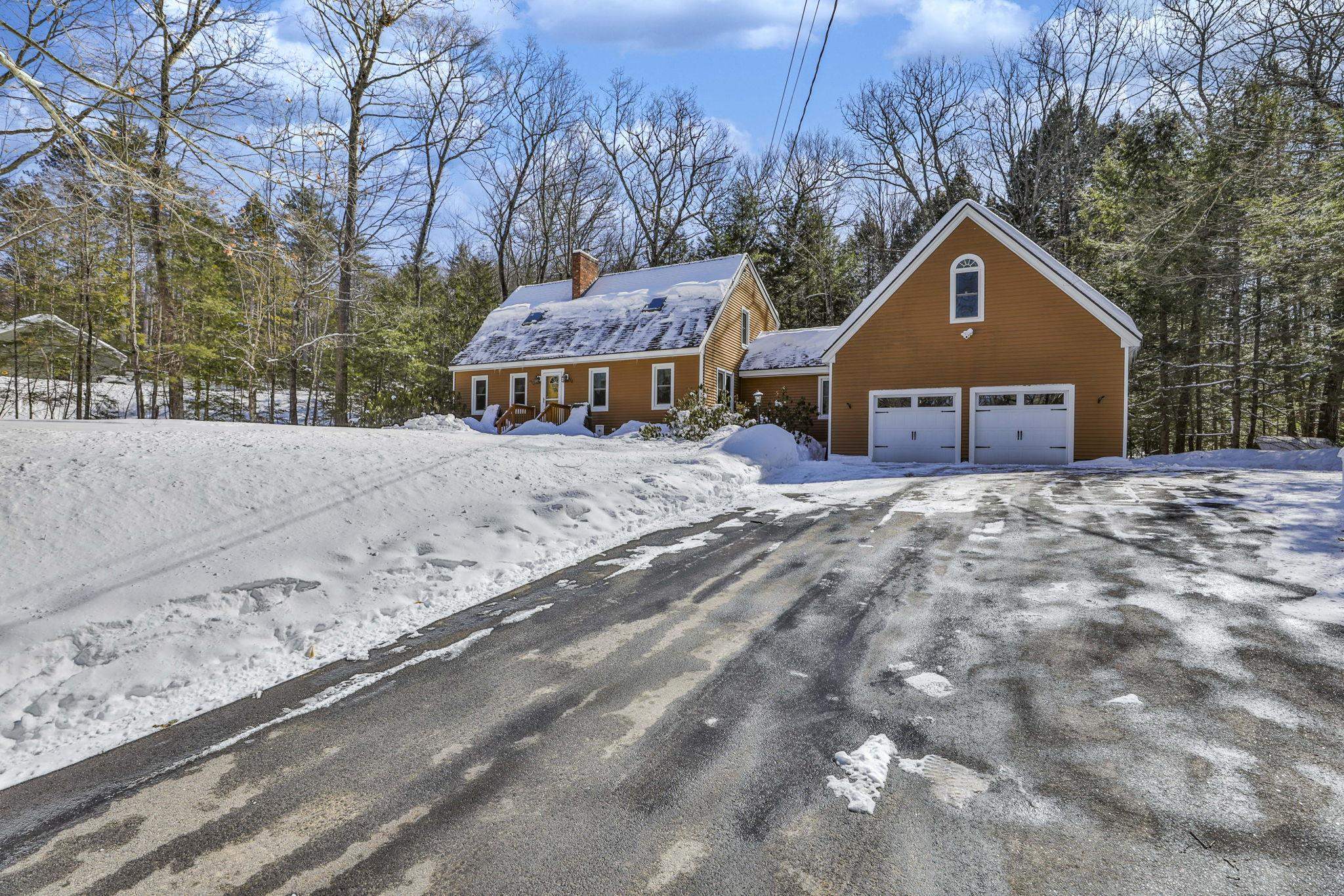 66 Winslow Rd, Dunbarton, NH 03046