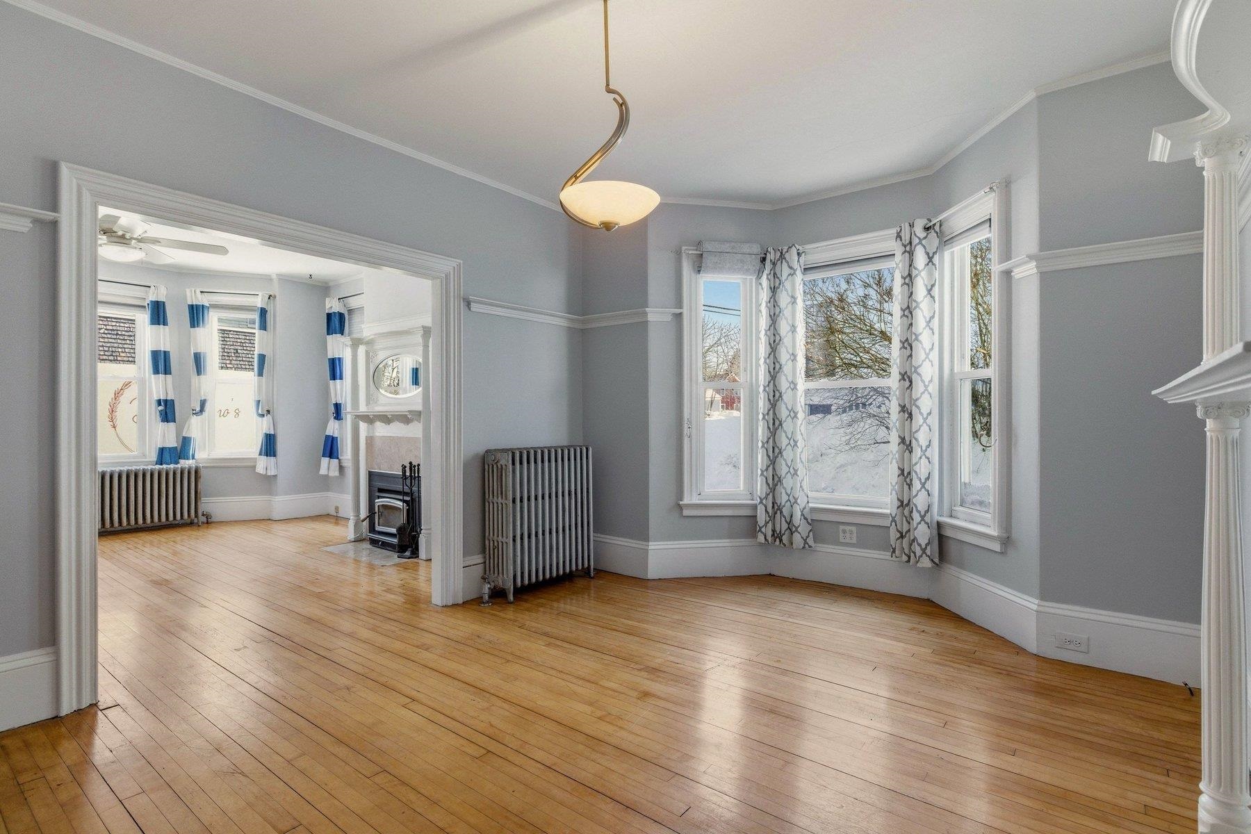 514 Middle St, Portsmouth, NH 03801