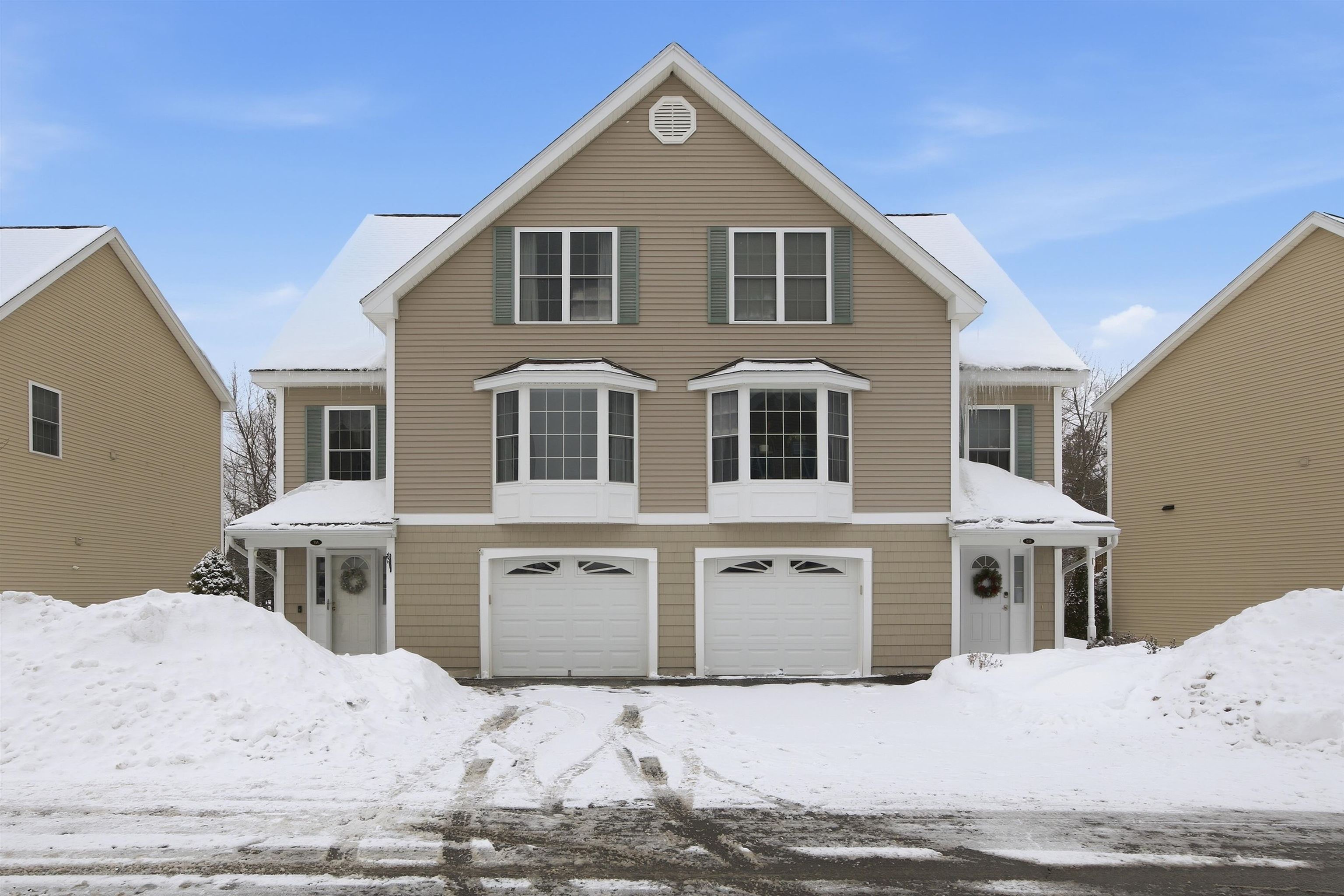 11 Canterberry Ct, Hudson, NH 03051