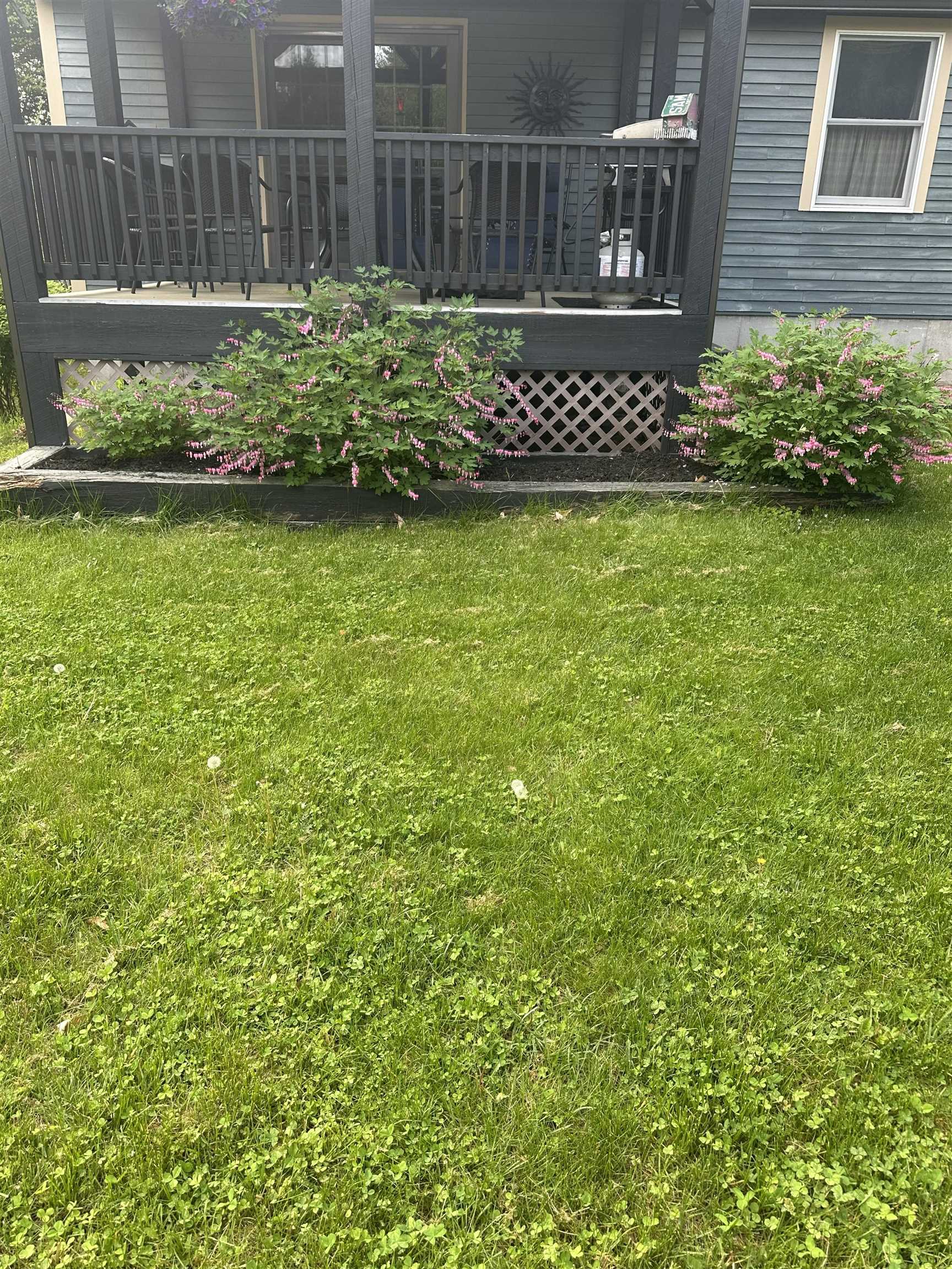 136 Lovering Ave, Loudon, NH 03307