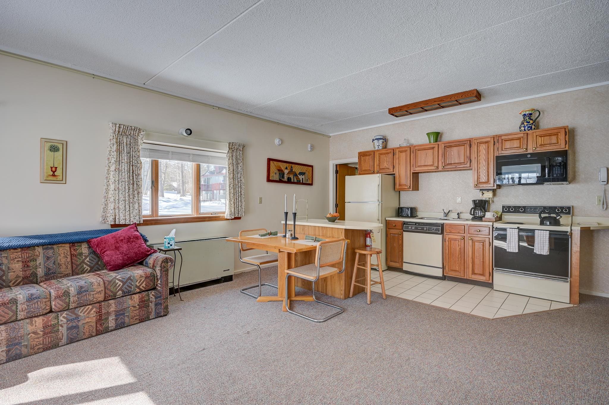 9I River Run Dr, Bartlett, NH 03812