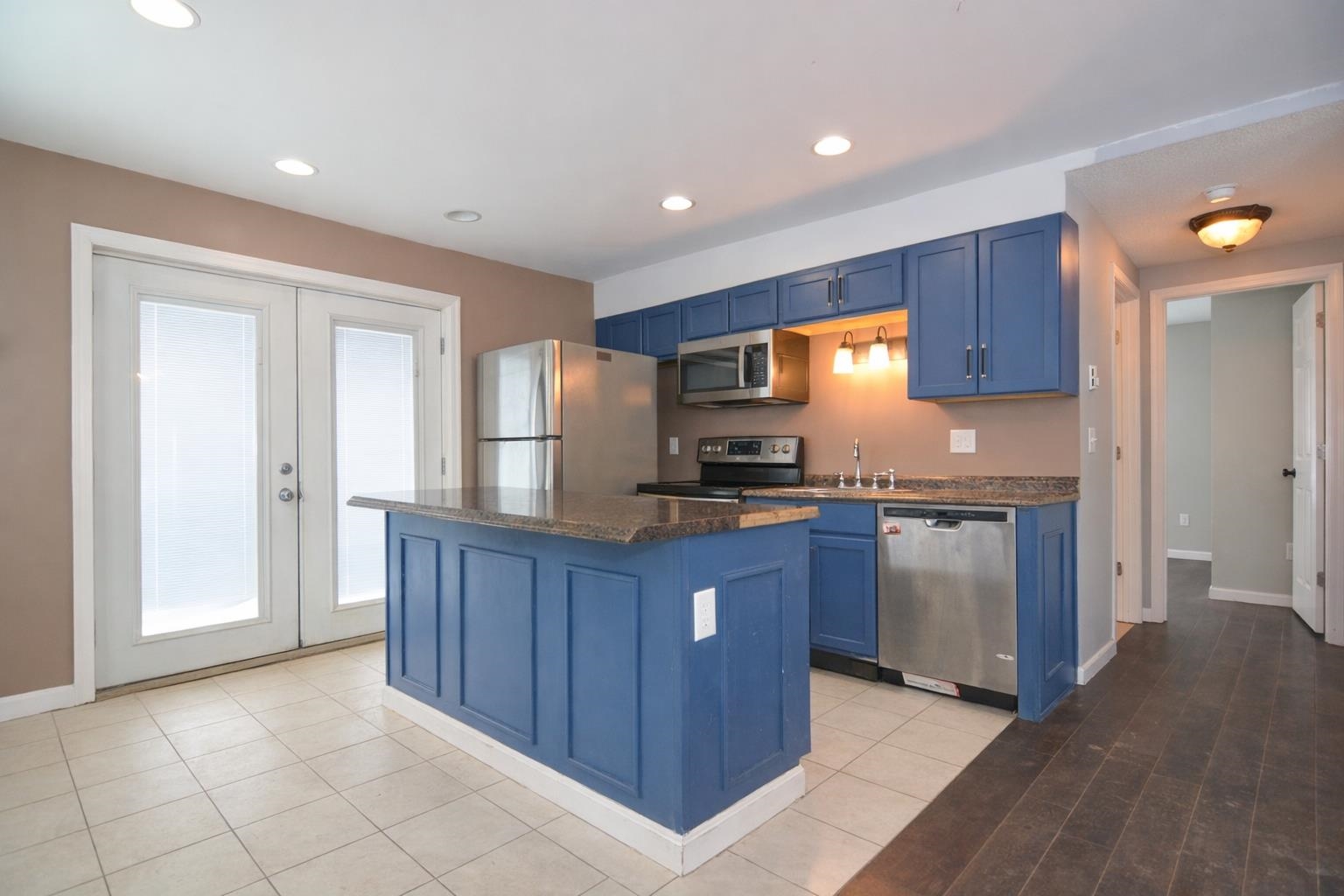 4 Meadow Ln, Jaffrey, NH 03452