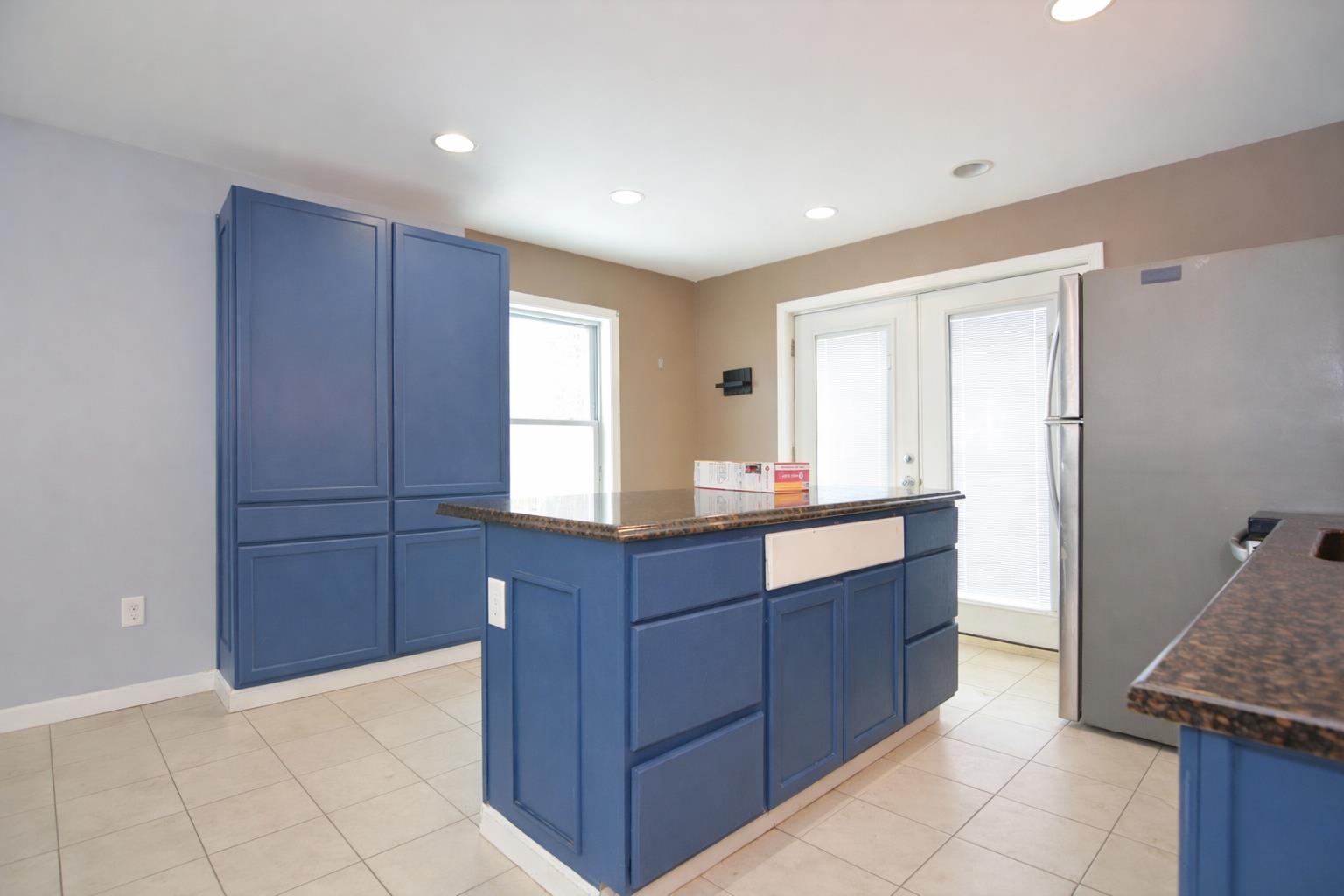 4 Meadow Ln, Jaffrey, NH 03452