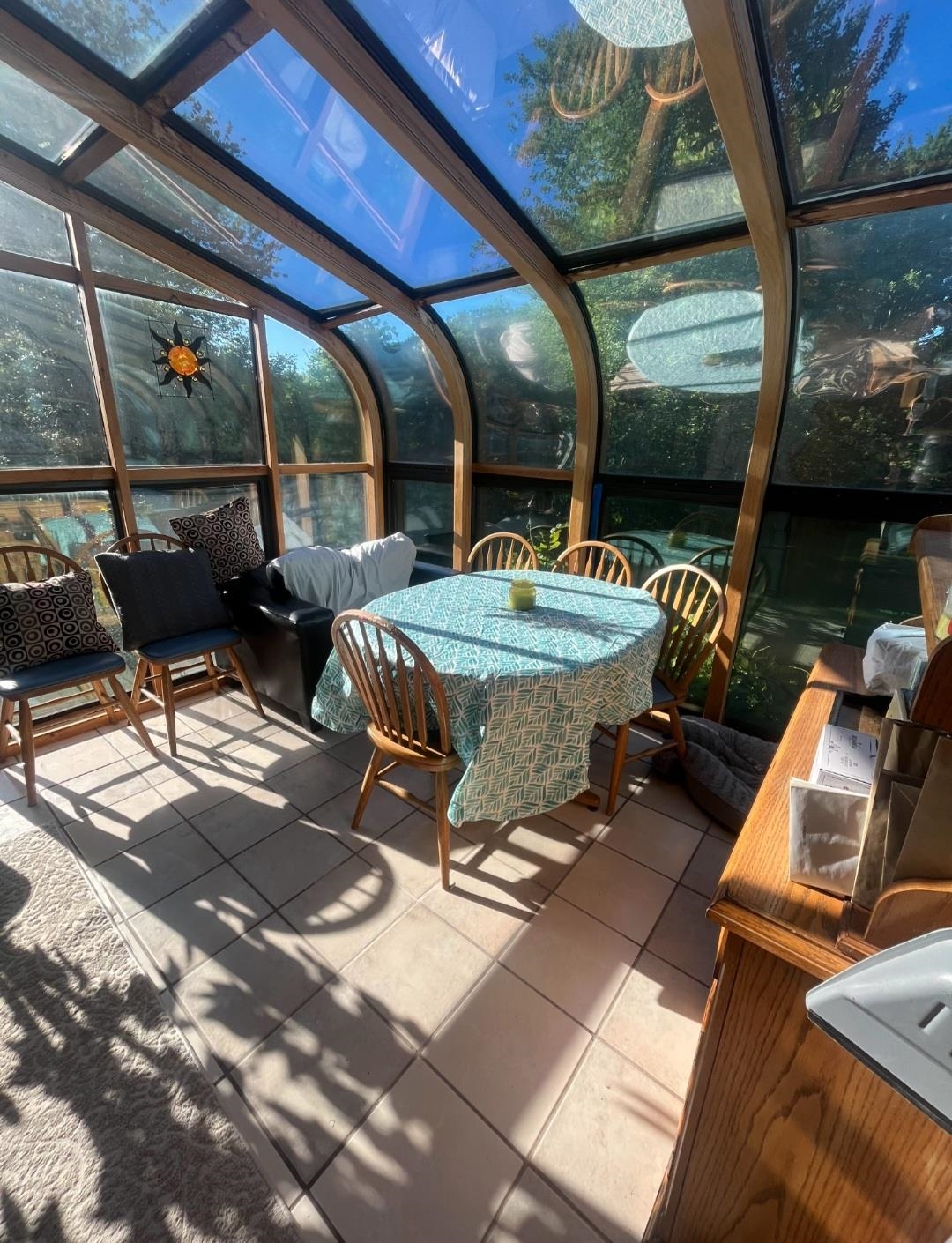 1 Stagecoach Dr, Sandown, NH 03873