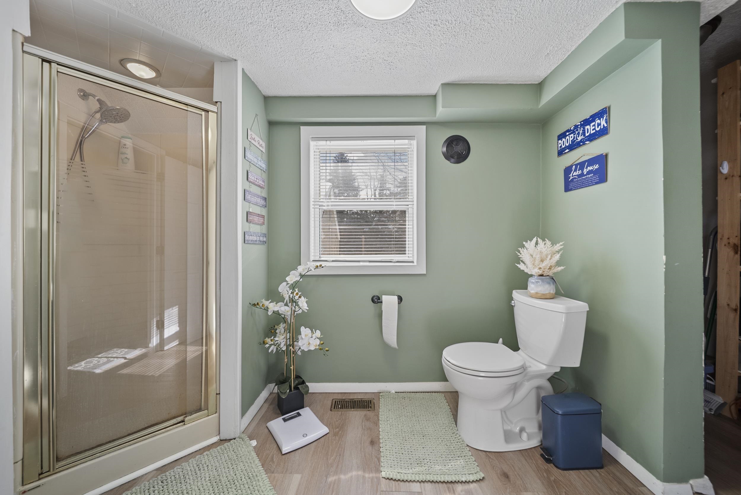 223 W Shore Ave, Manchester, NH 03109