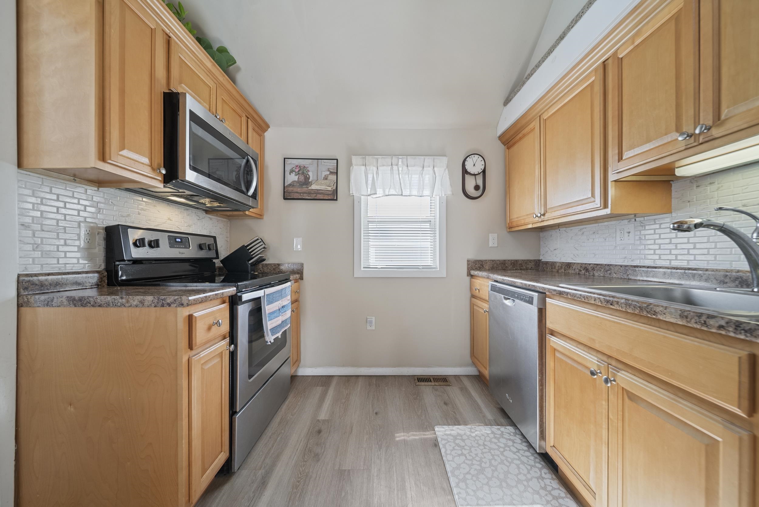 223 W Shore Ave, Manchester, NH 03109