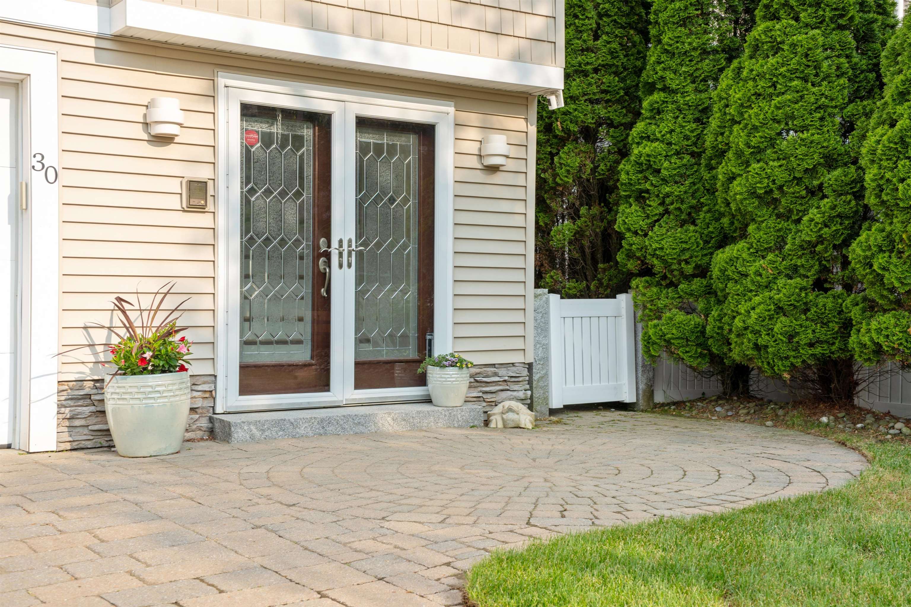 30 Ancient Hw, Hampton, NH 03842