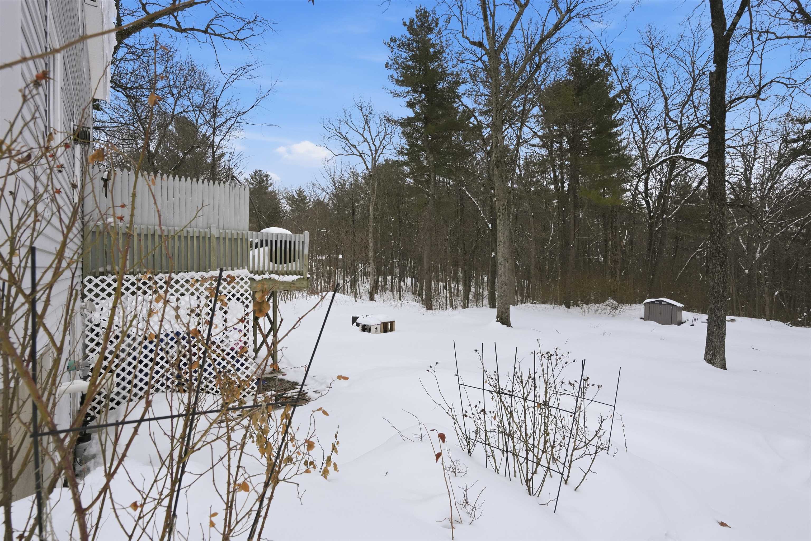 120 B Barrett's Hill Rd, Hudson, NH 03051