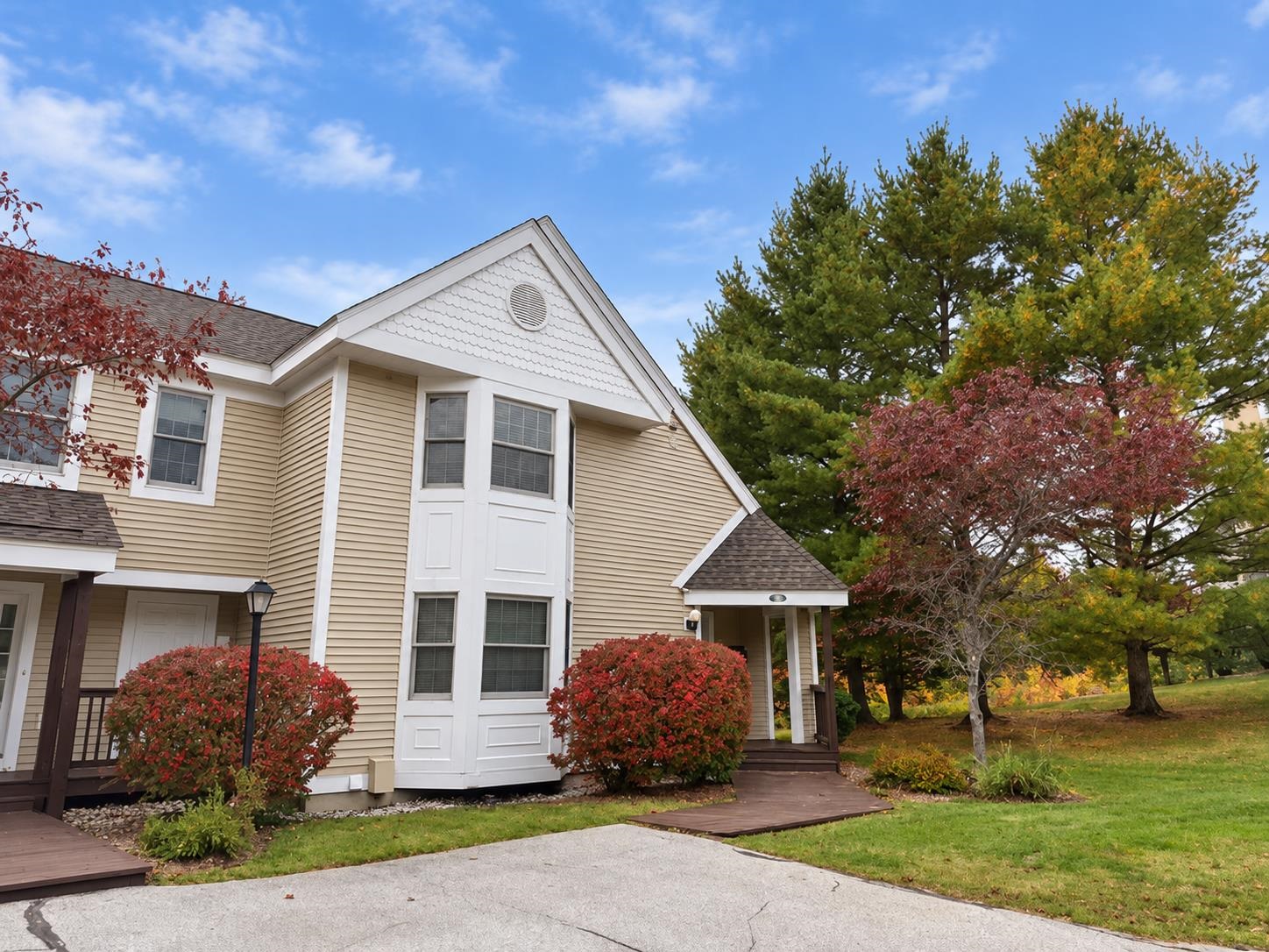 Photo 2 of Townhouse for sale at 39d Dover Springs Ln, West Dover, VT 05356 | MLS# 5077685 | Listing updated on 2026-10-02