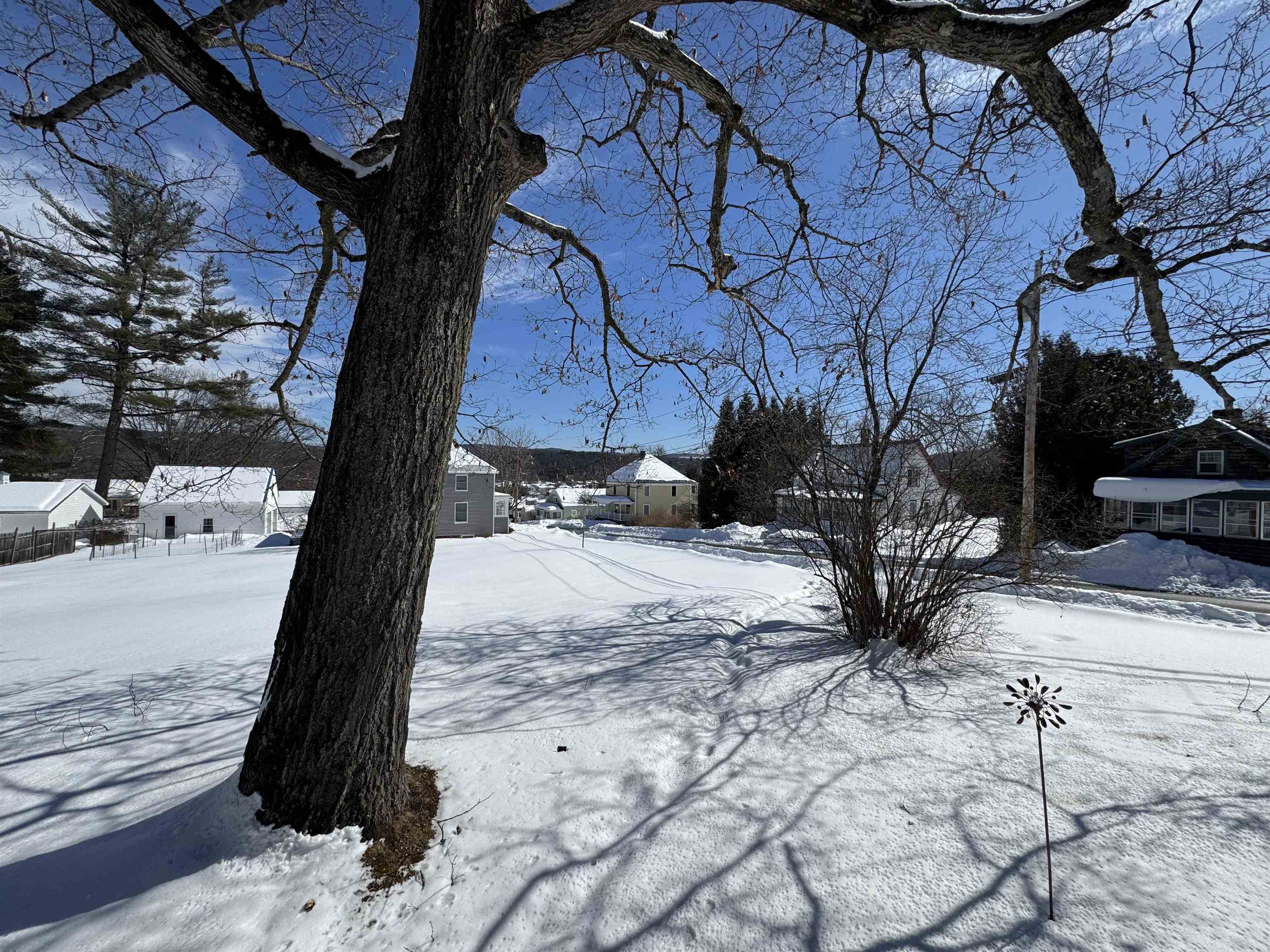 21 Wheatley St, Lebanon, NH 03766