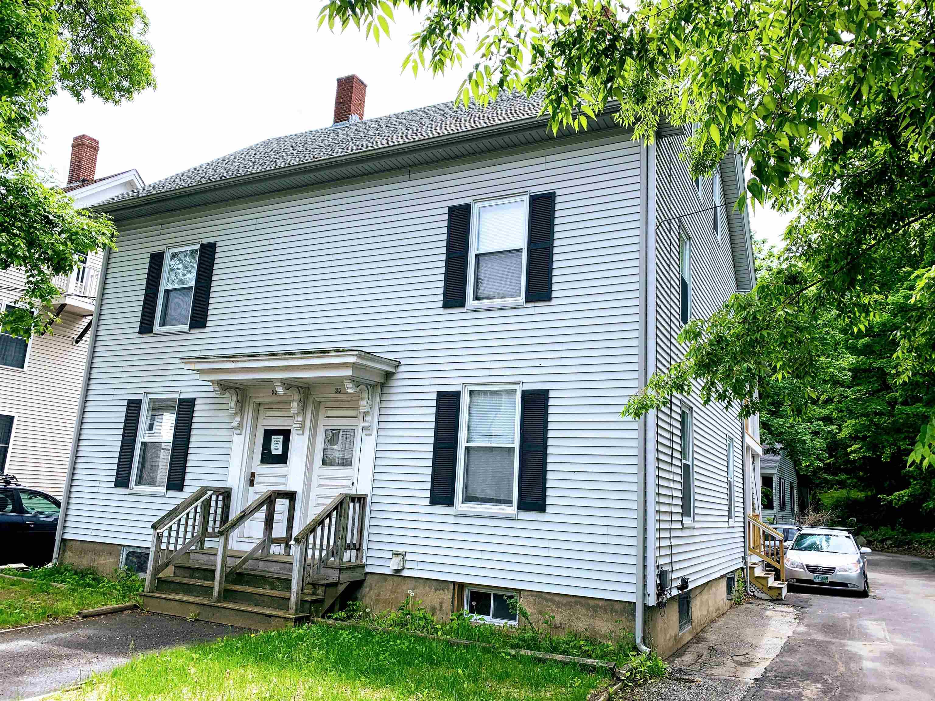 33-35 Elm St, Newmarket, NH 03857