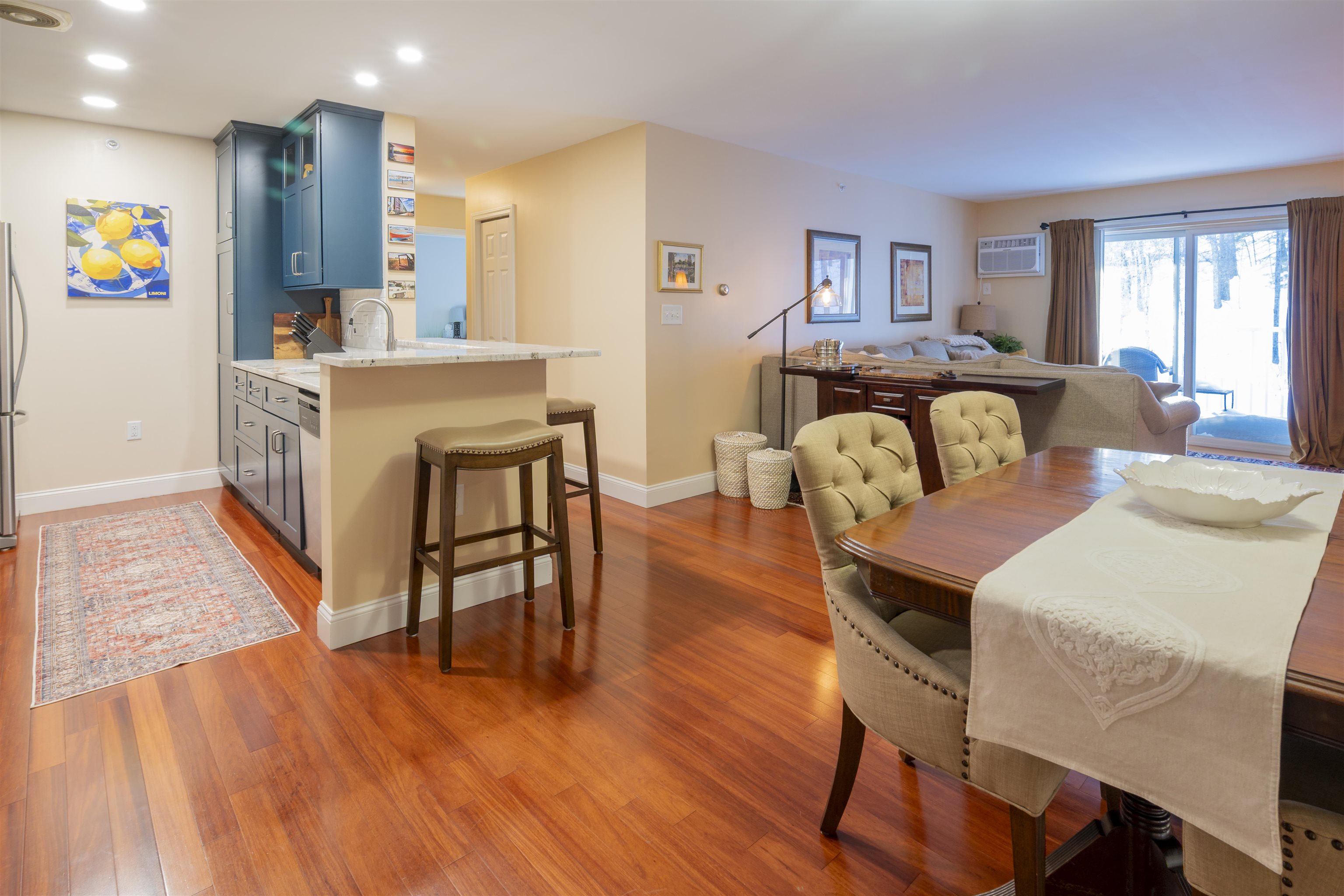 265 Edward J Roy Dr, Manchester, NH 03104