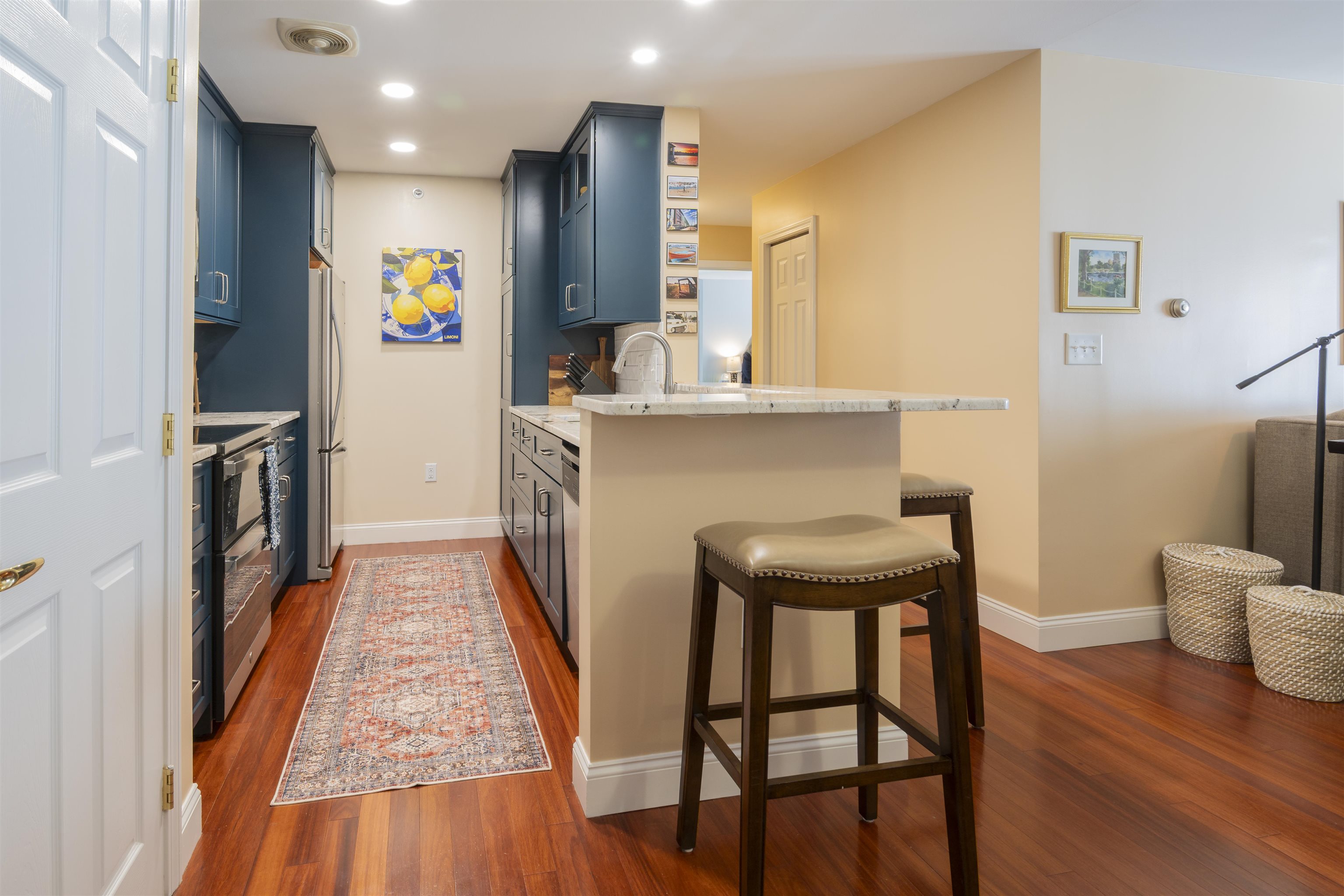 265 Edward J Roy Dr, Manchester, NH 03104