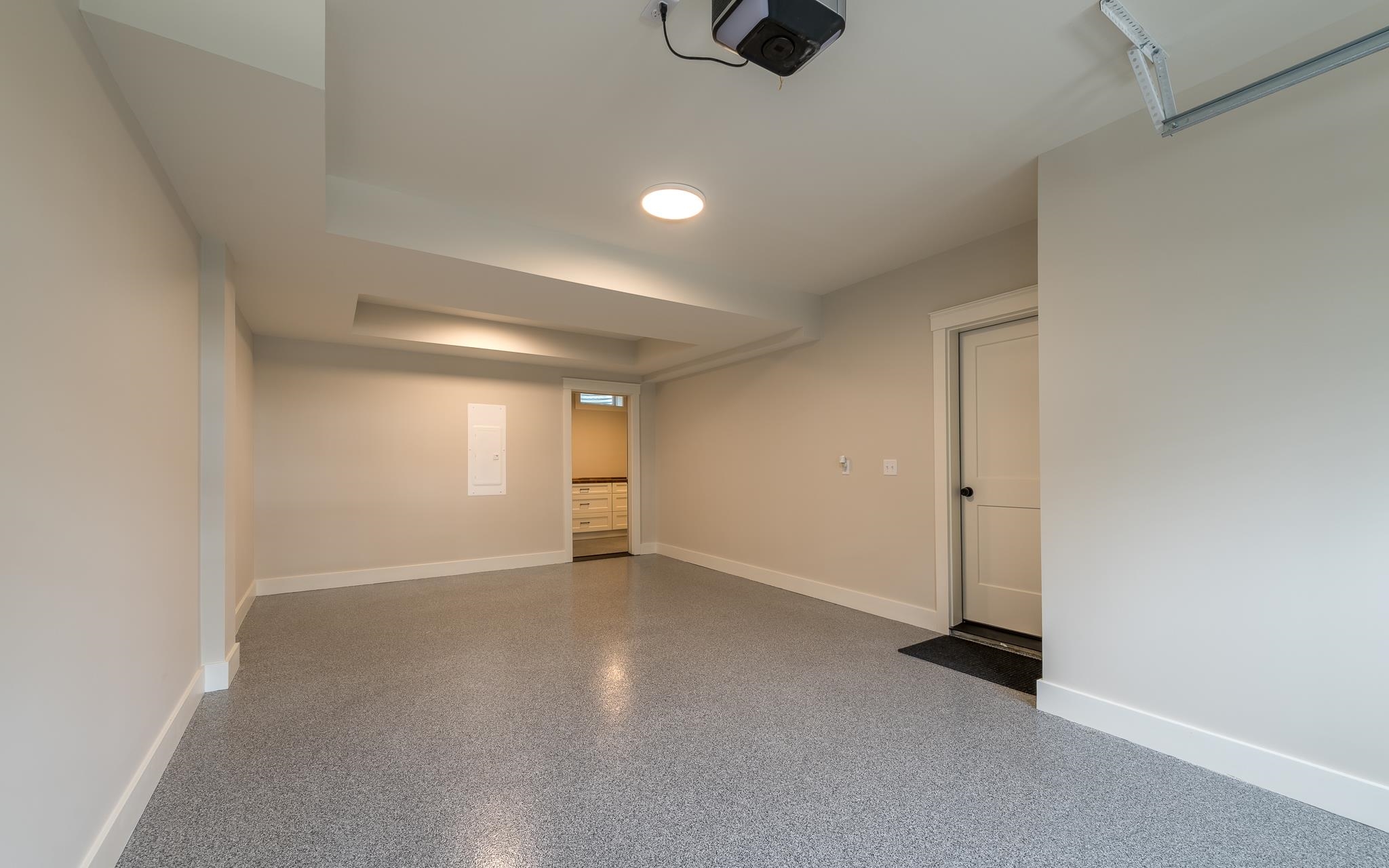 60 White Oaks Rd, Laconia, NH 03246